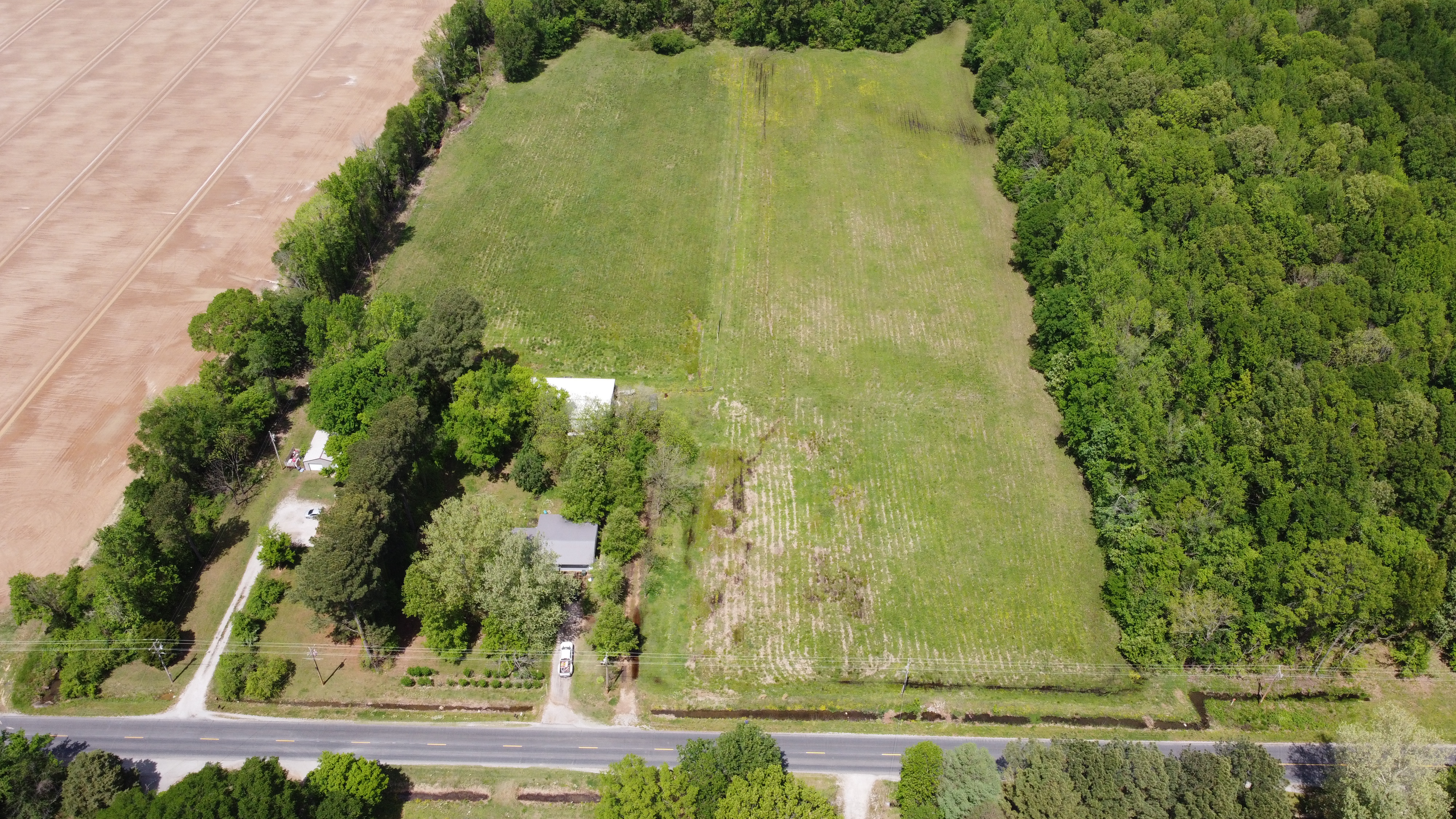 Real Estate & Personal Property Auction Image