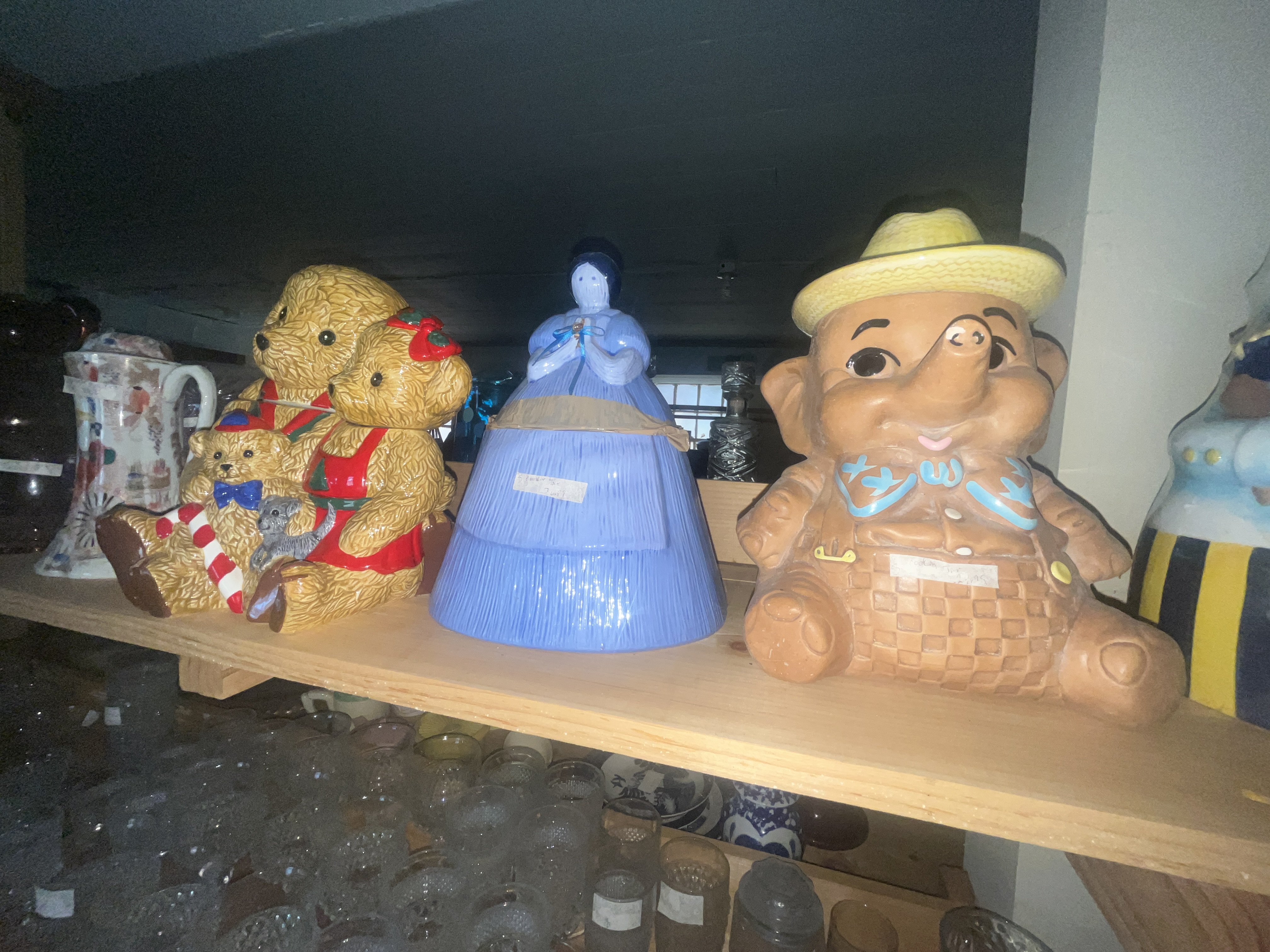 Real Estate & Retail Business Liquidation Image