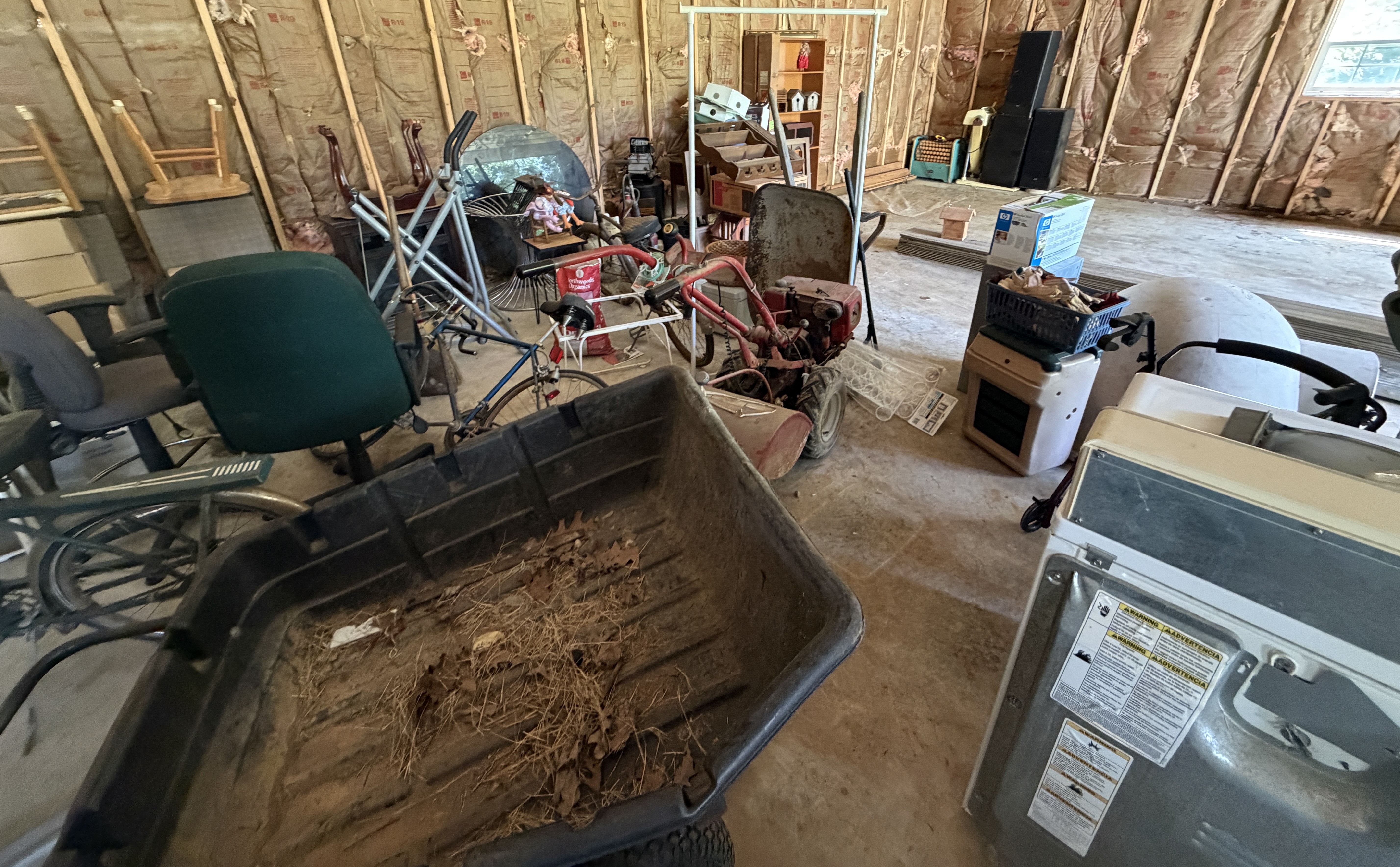 Estate Auction Image