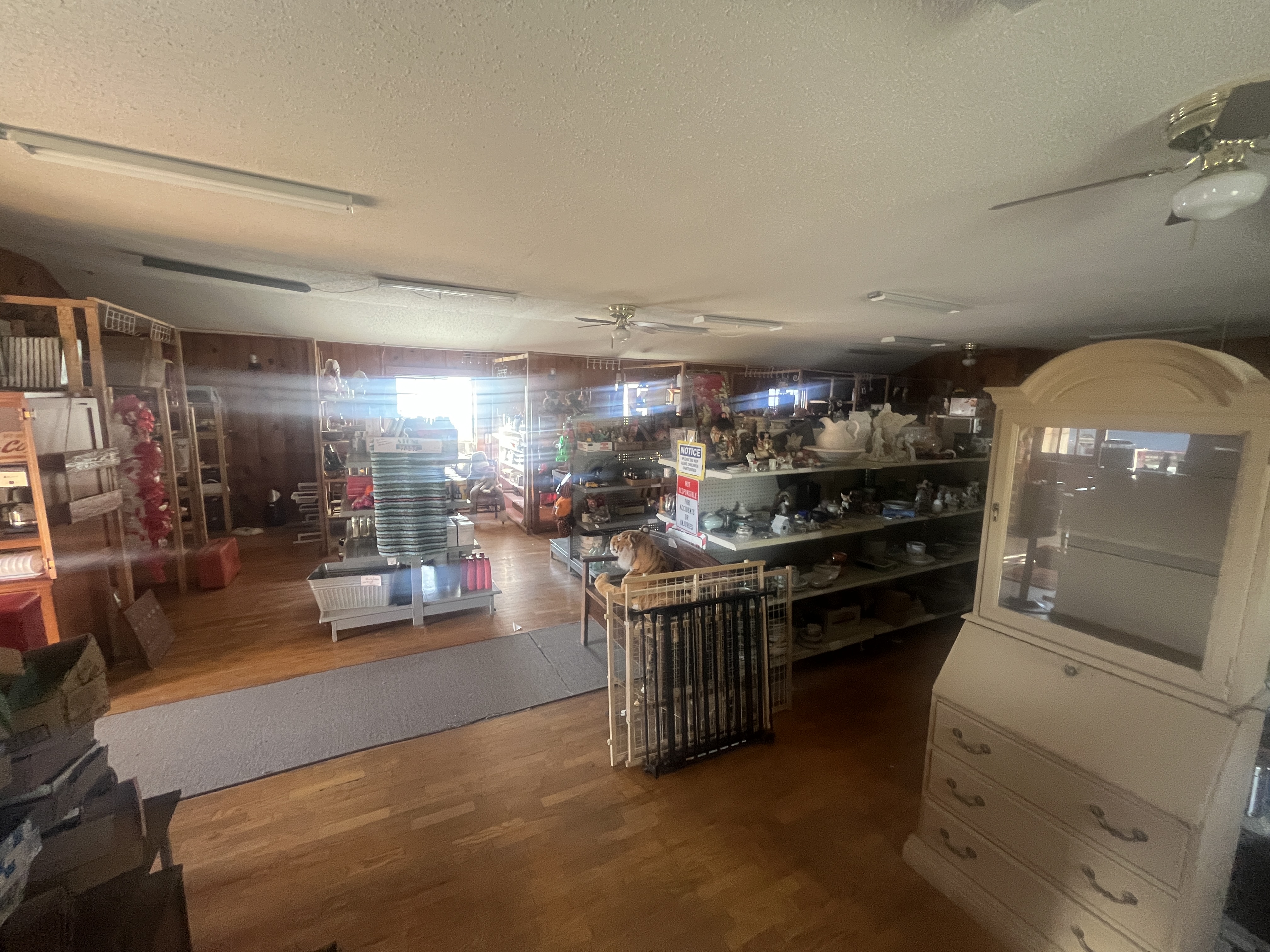 Real Estate & Retail Business Liquidation Image