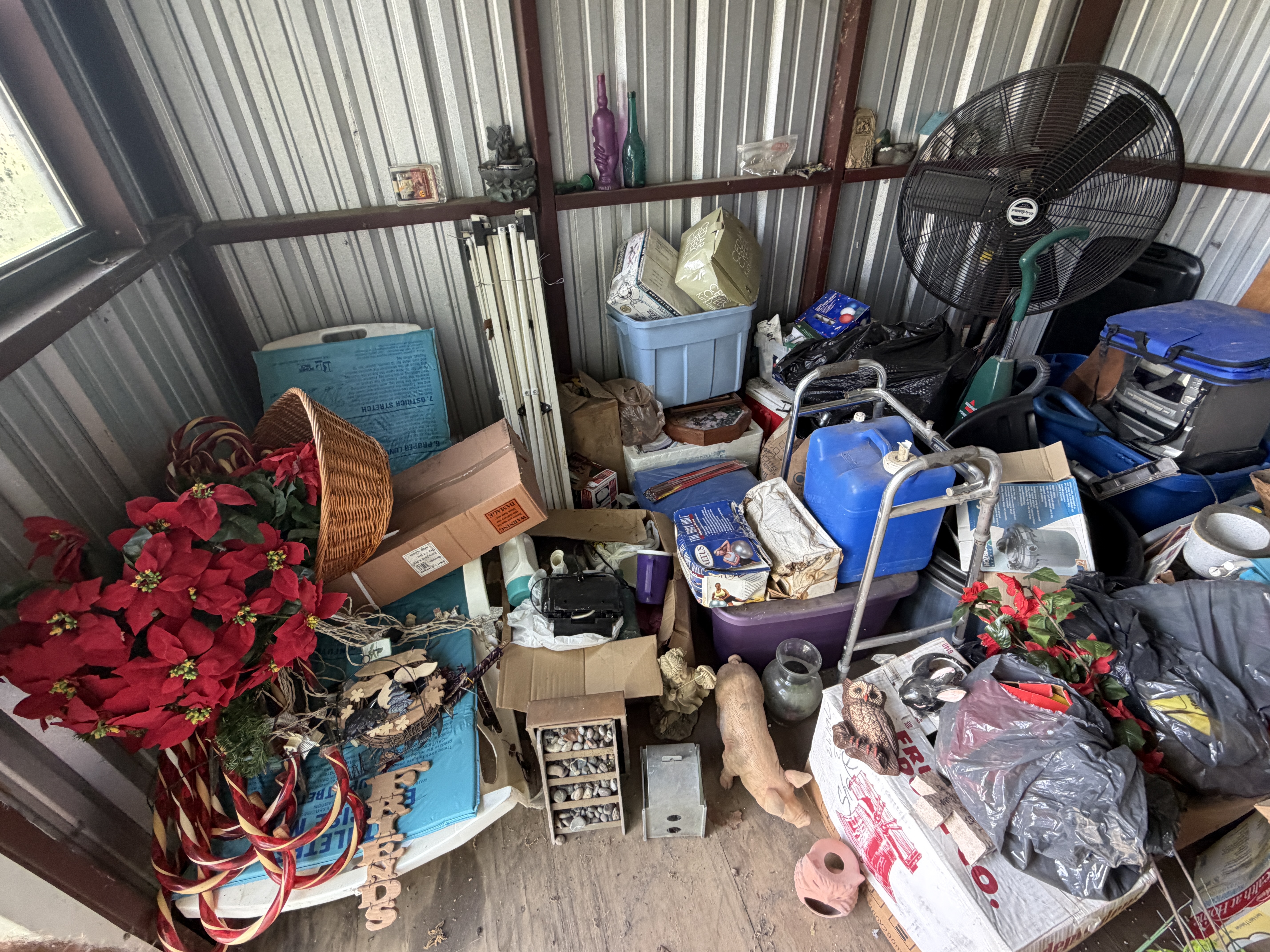 Estate Auction Image