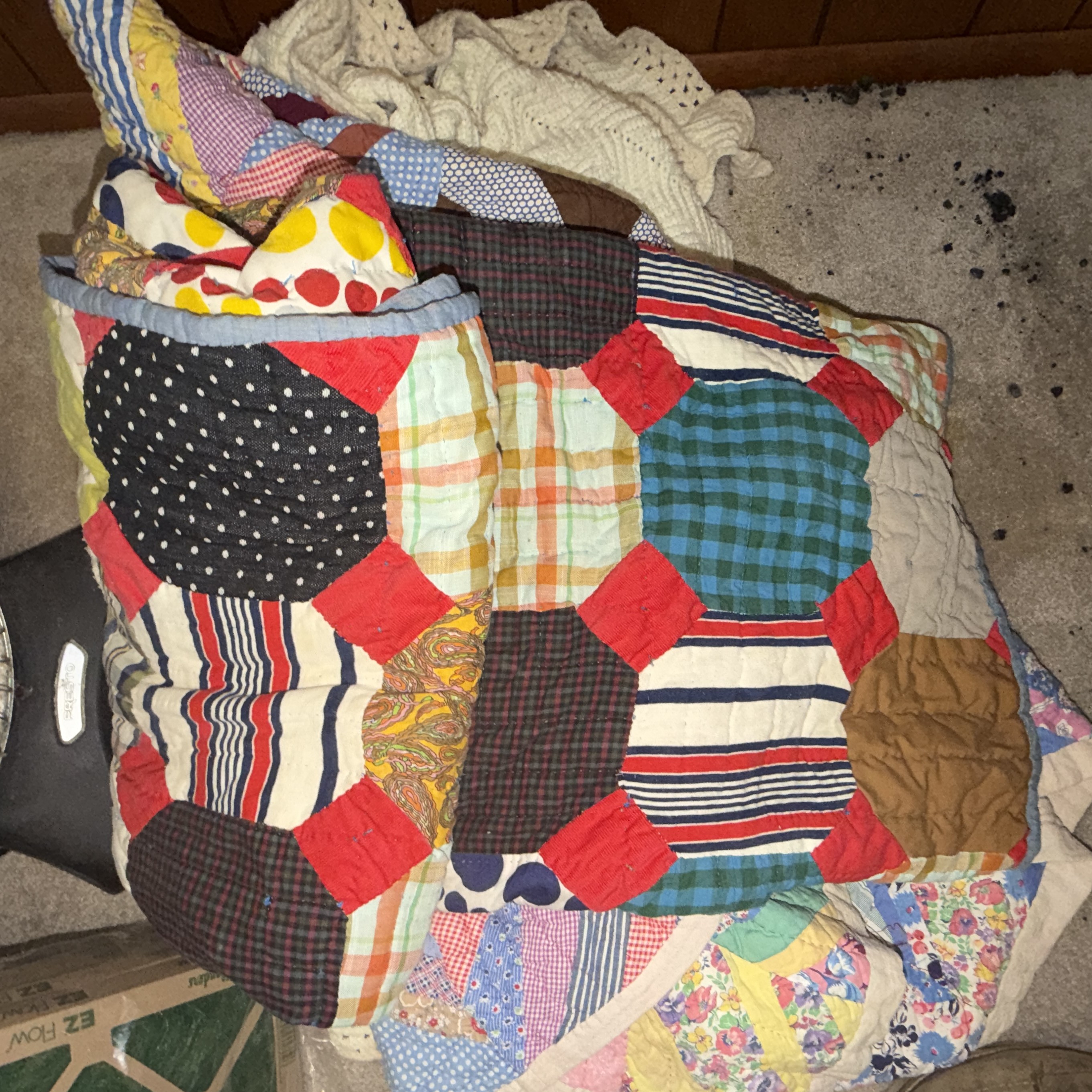 Estate Auction Image
