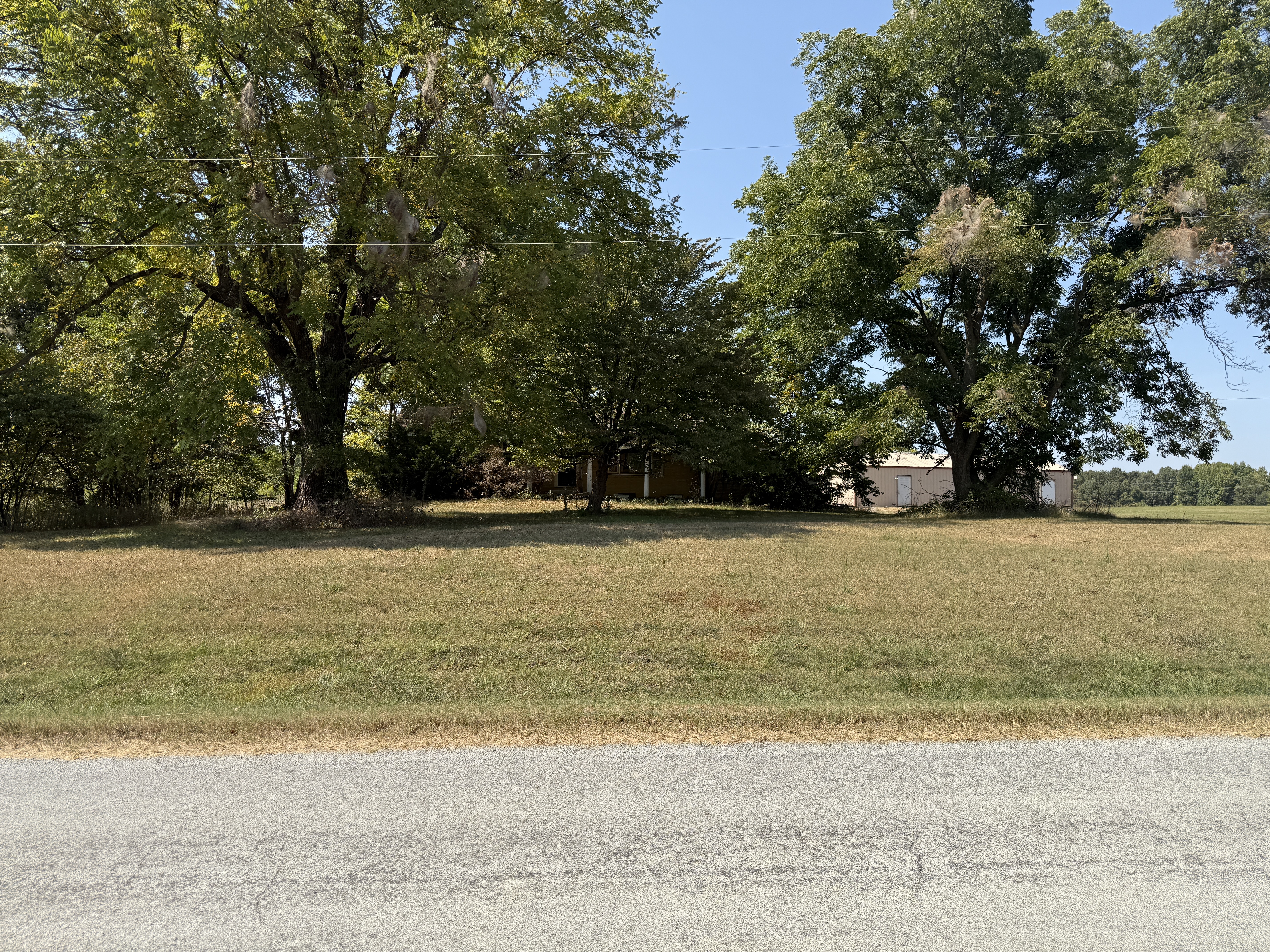 Real Estate & Personal Property Auction Image
