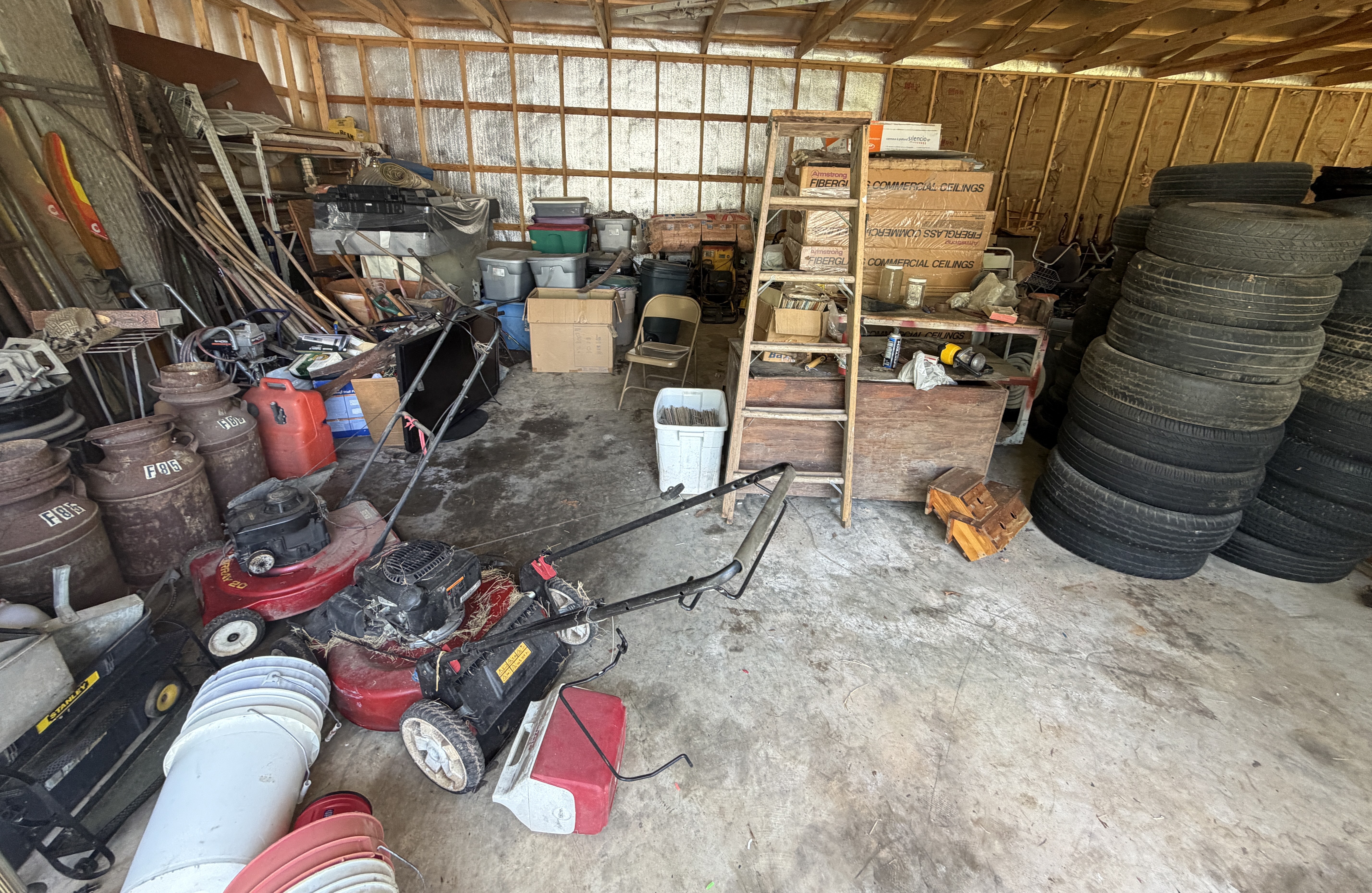 Estate Auction Image