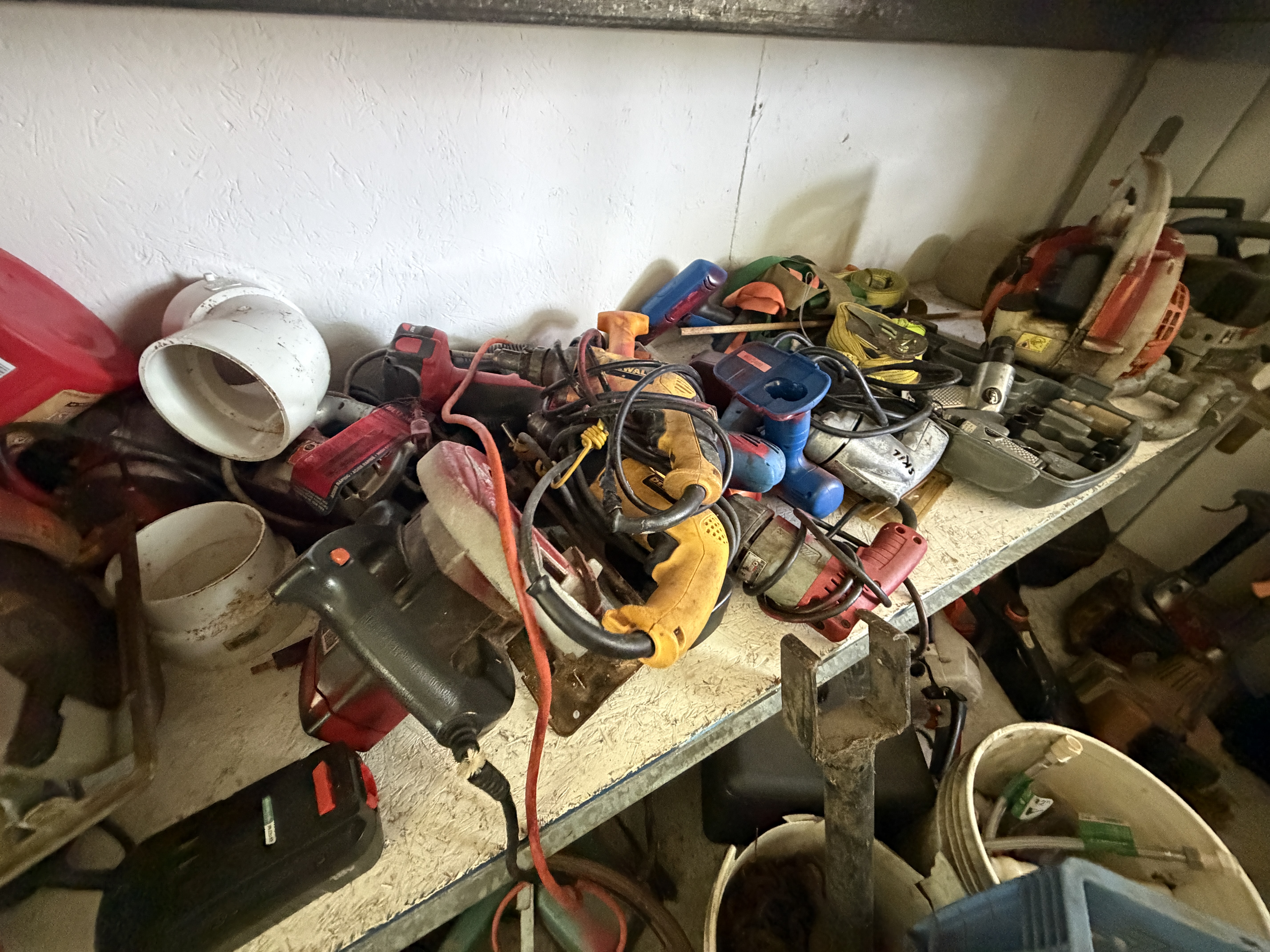 Estate Auction Image