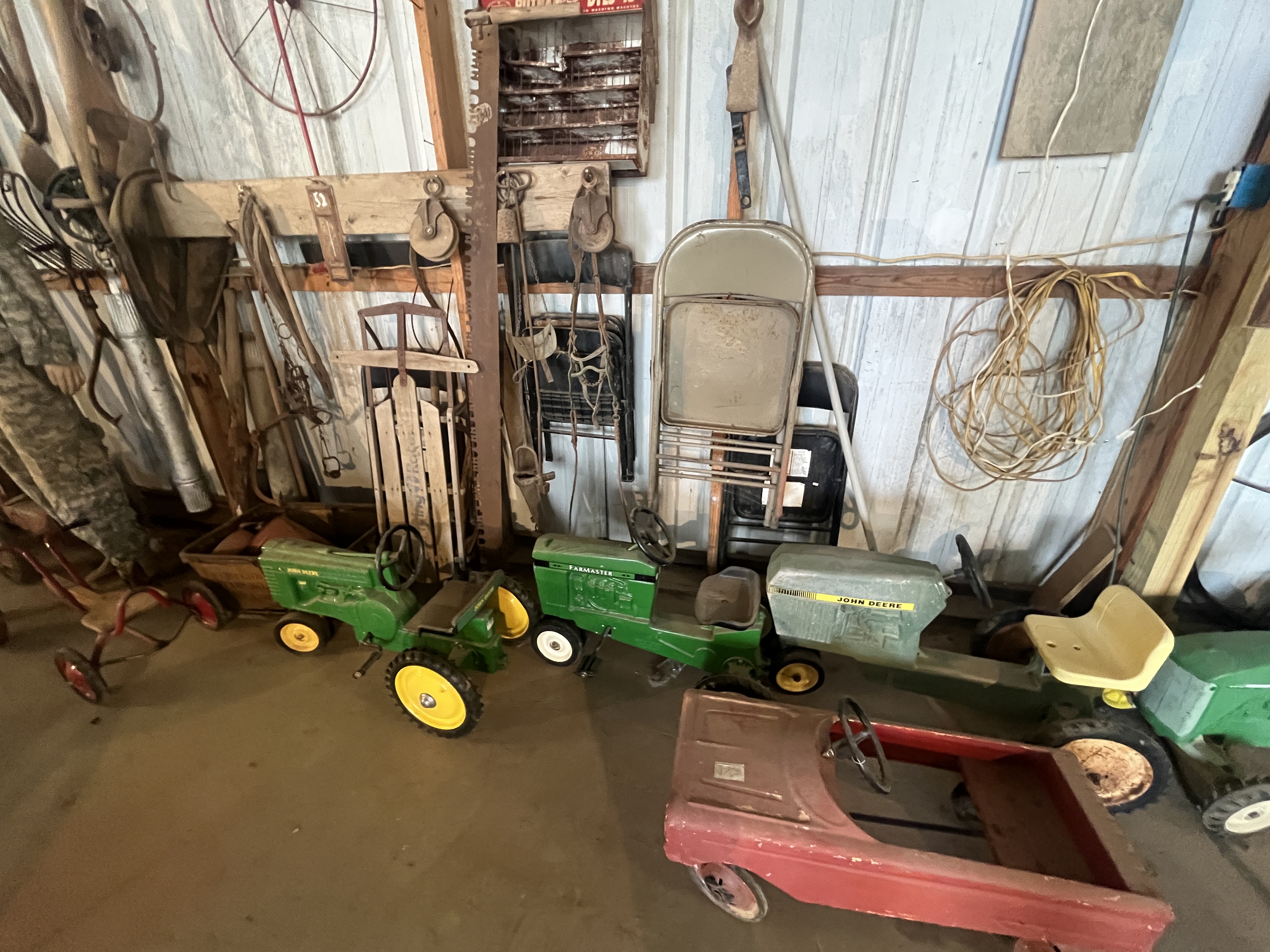 Collector's Dream Auction Image