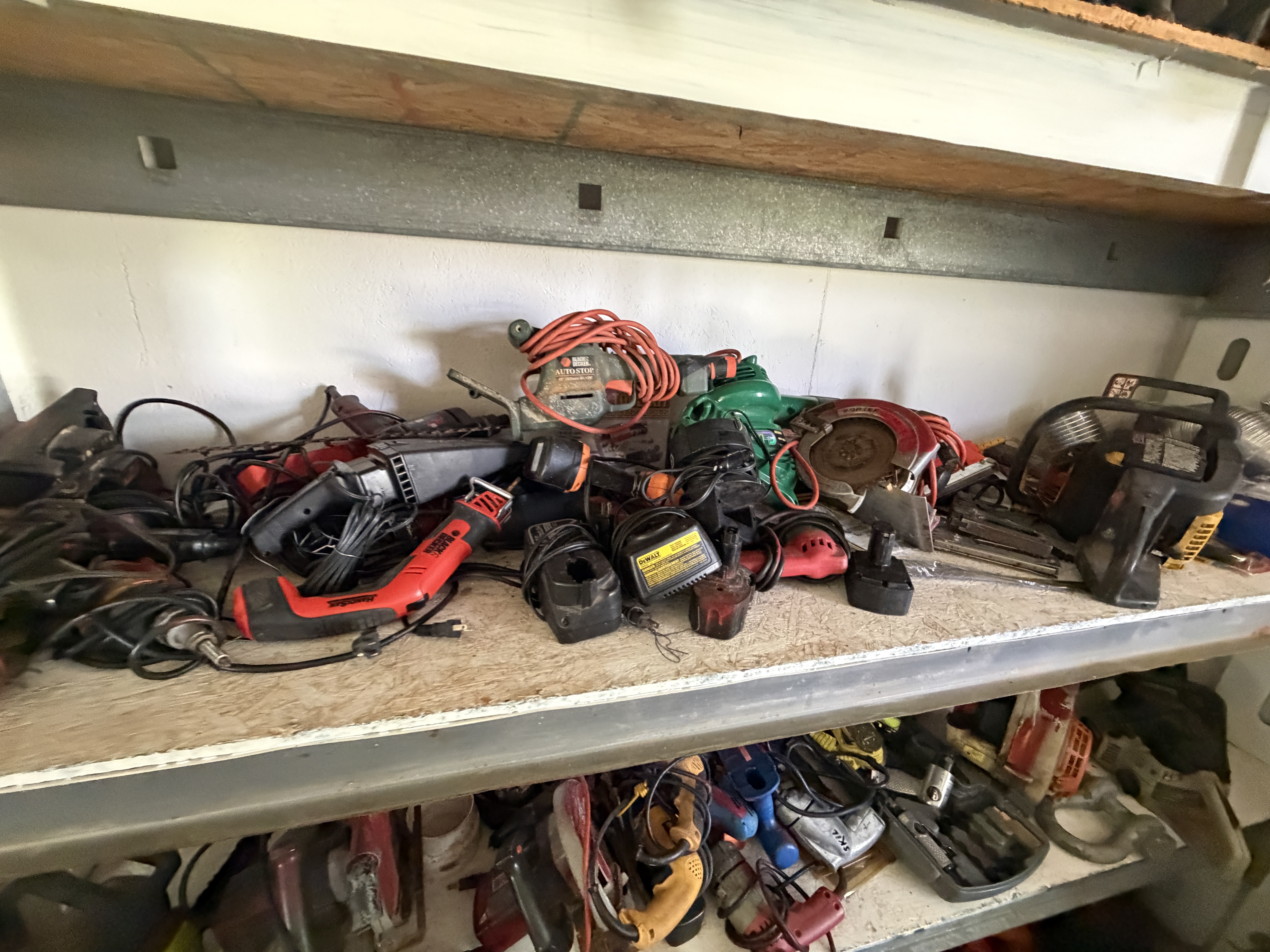 Estate Auction Image