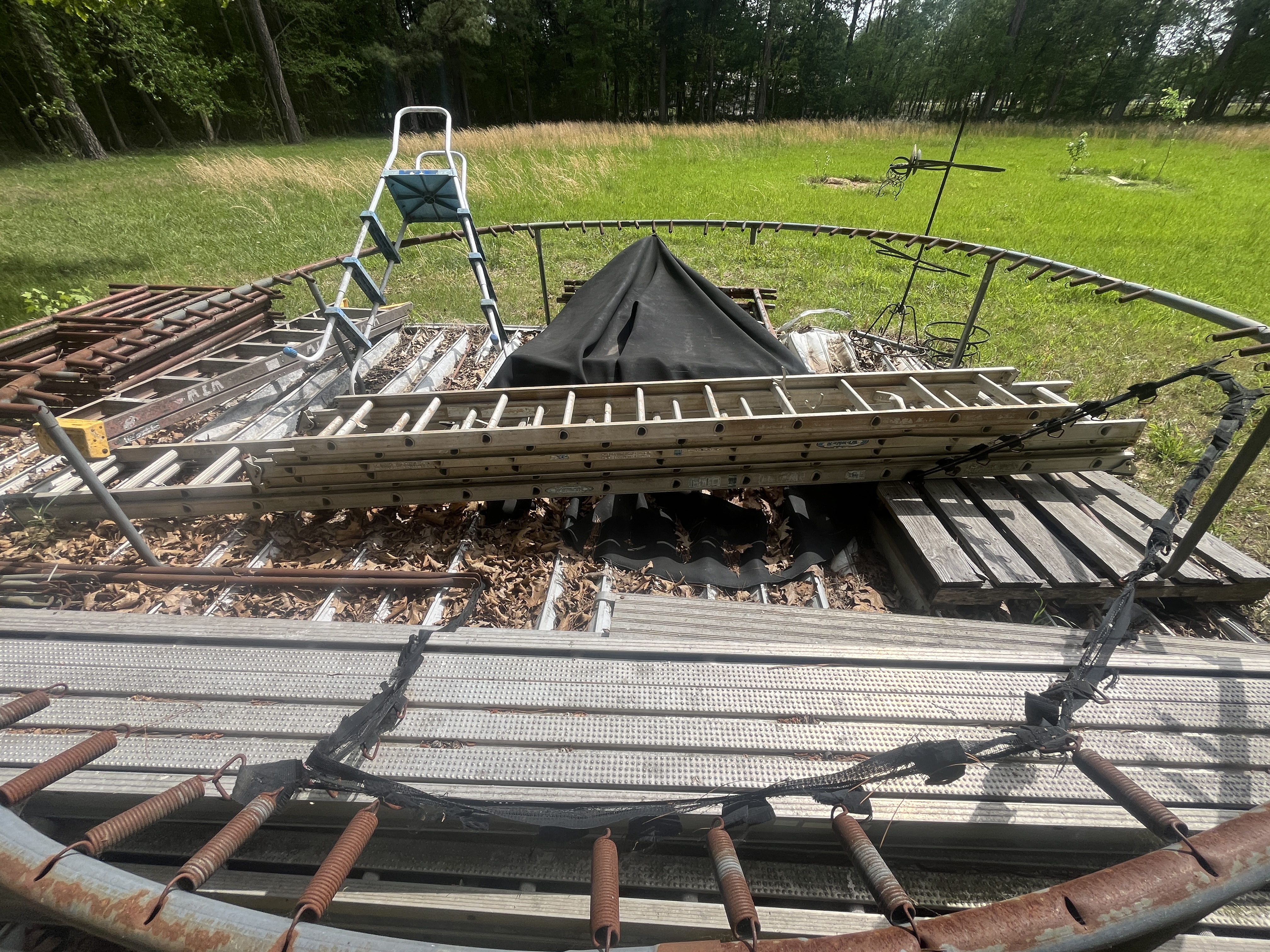 Moving Auction Image