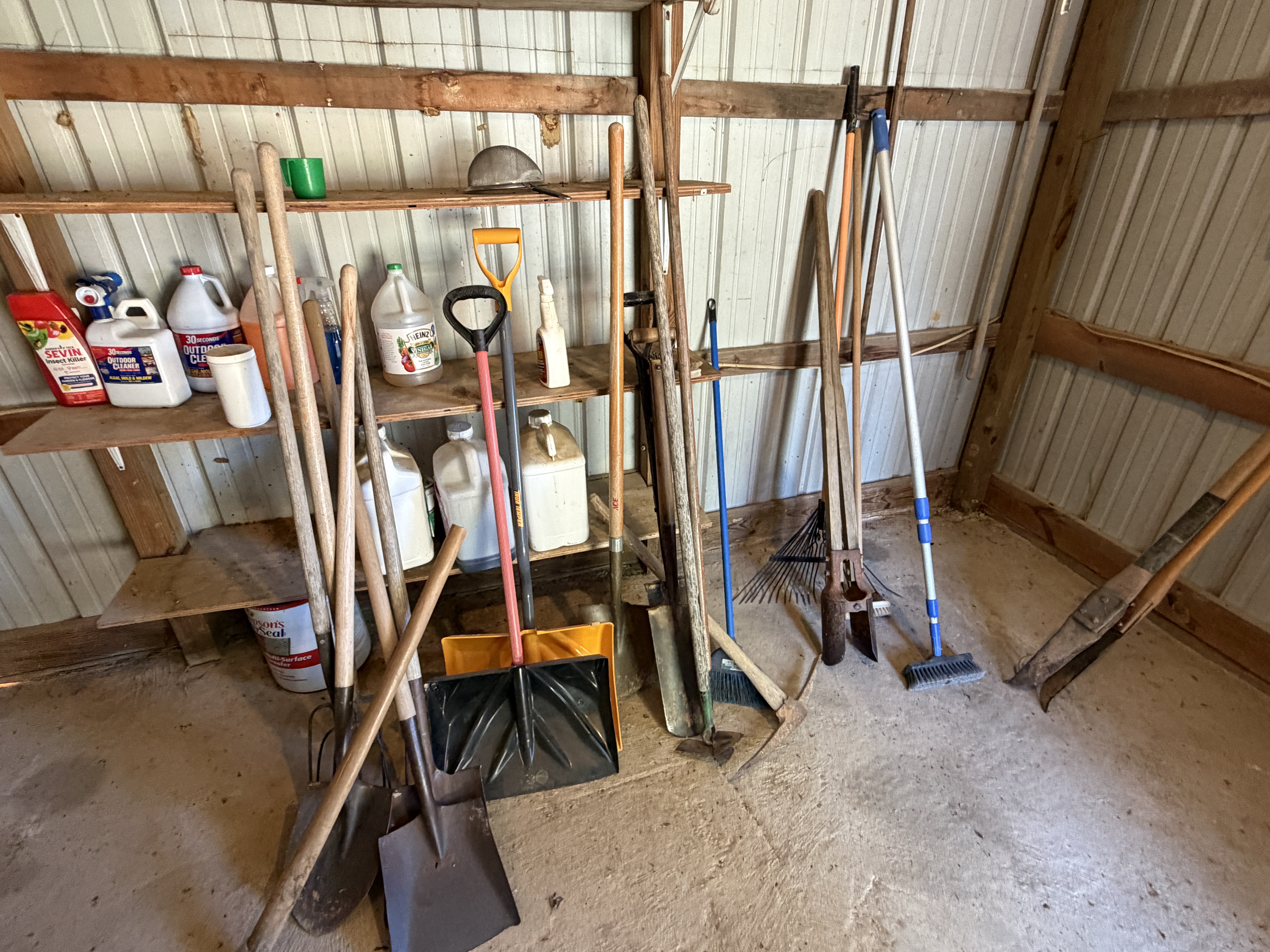 Moving/Reduction Auction Image