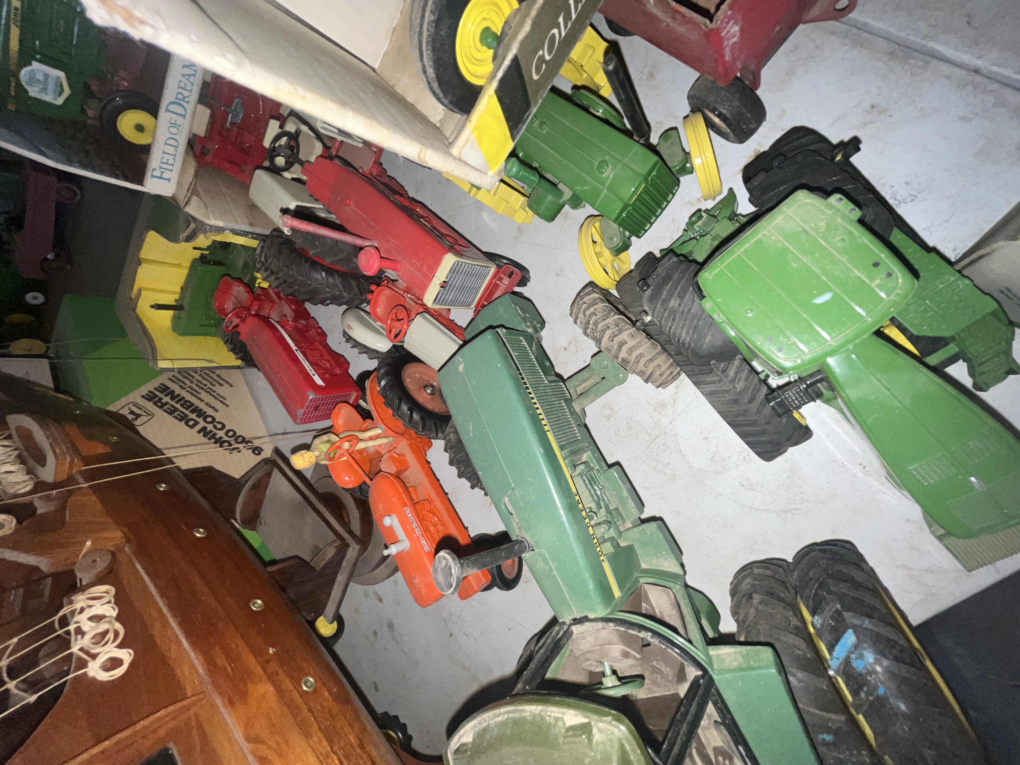 Collector's Dream Auction Image