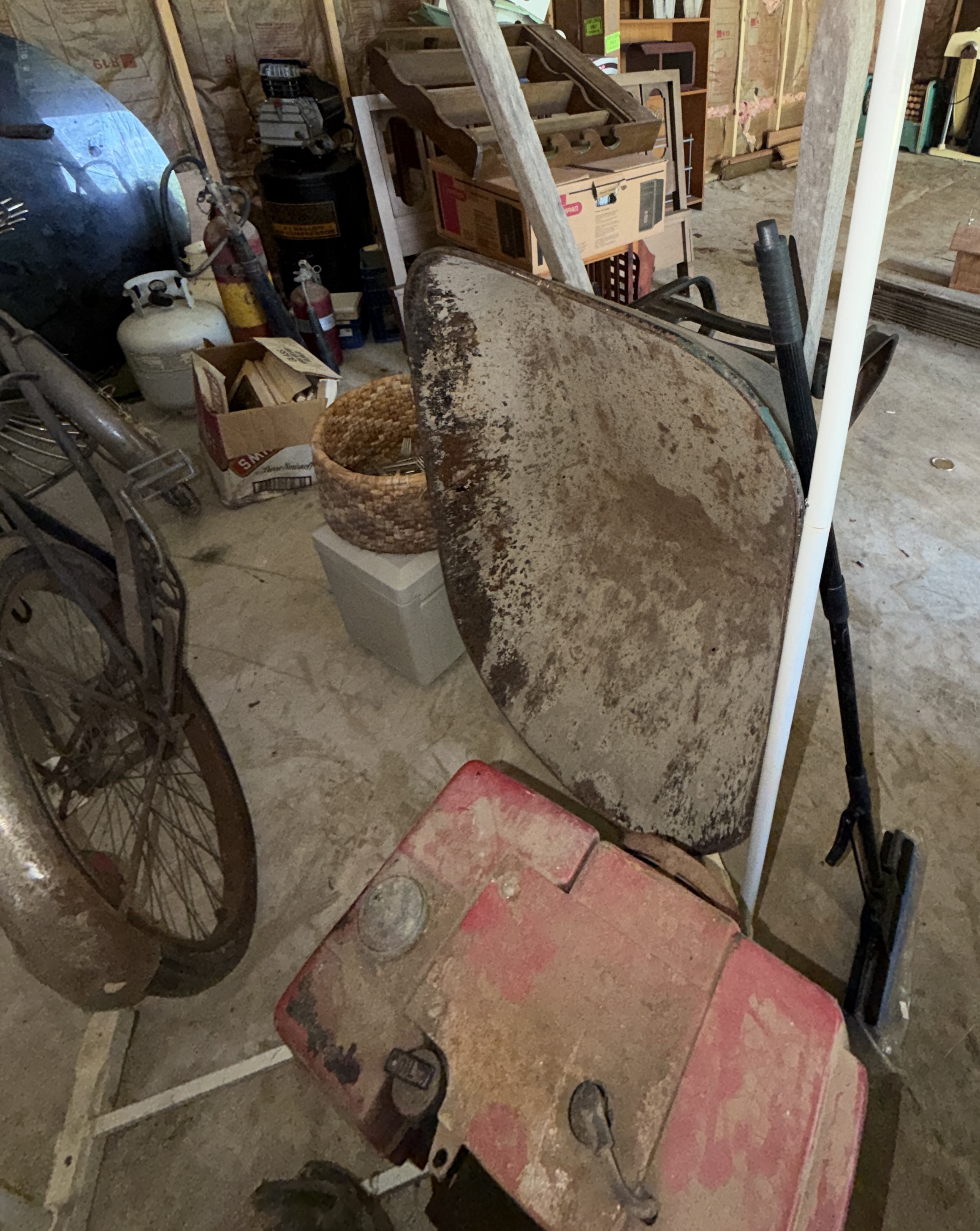 Estate Auction Image