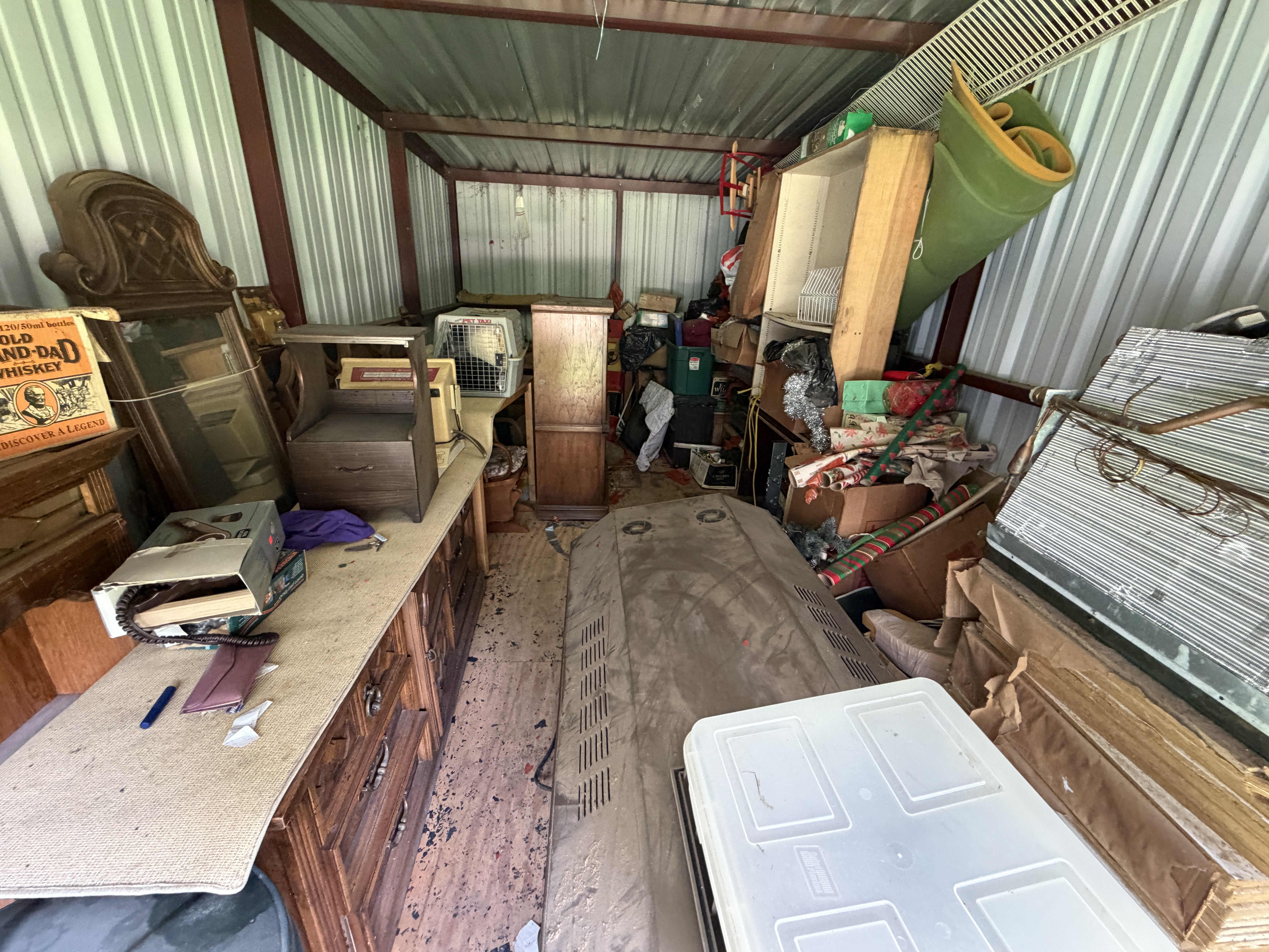 Estate Auction Image
