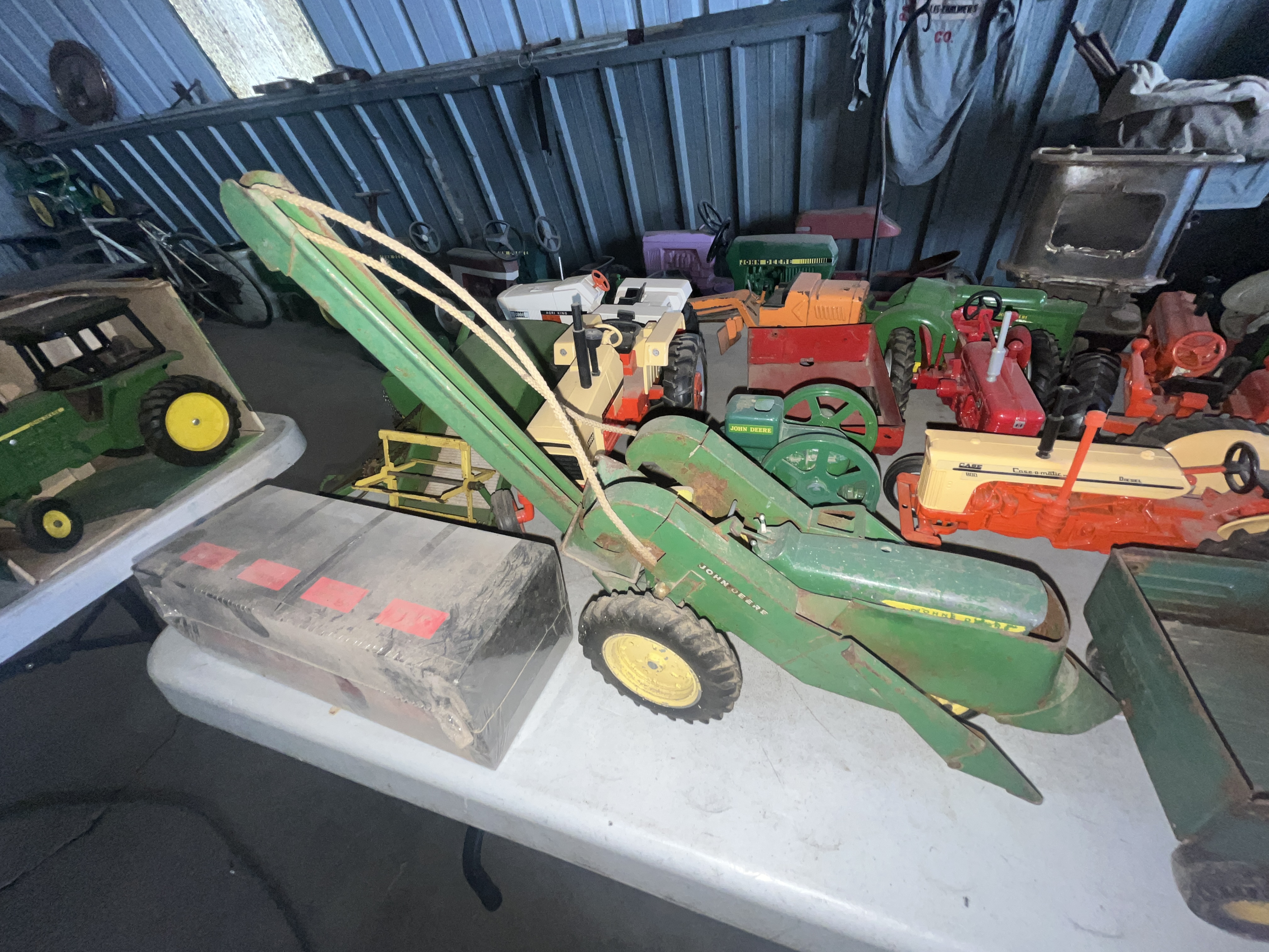 Collector's Dream Auction Image