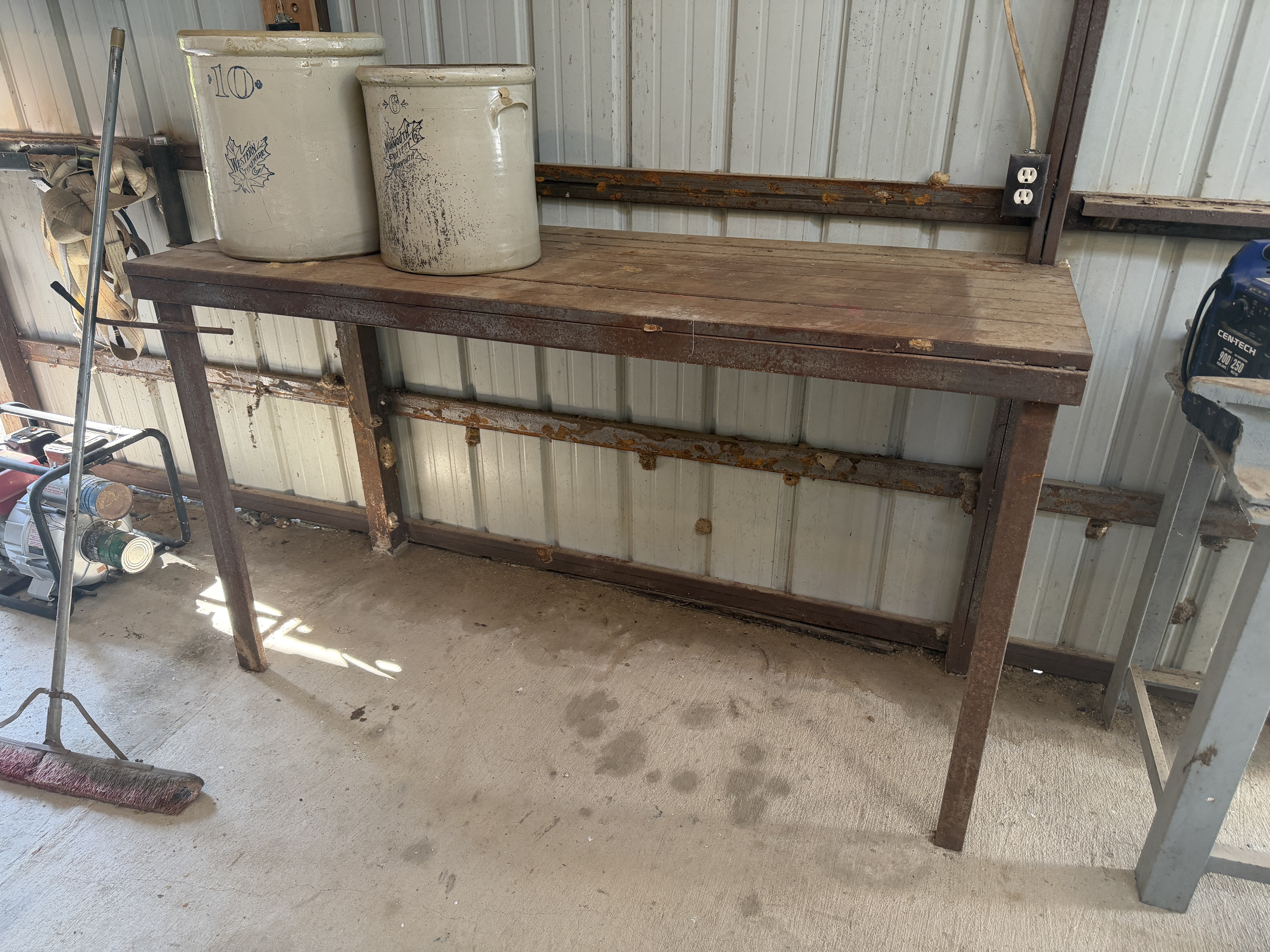 Moving/Reduction Auction Image