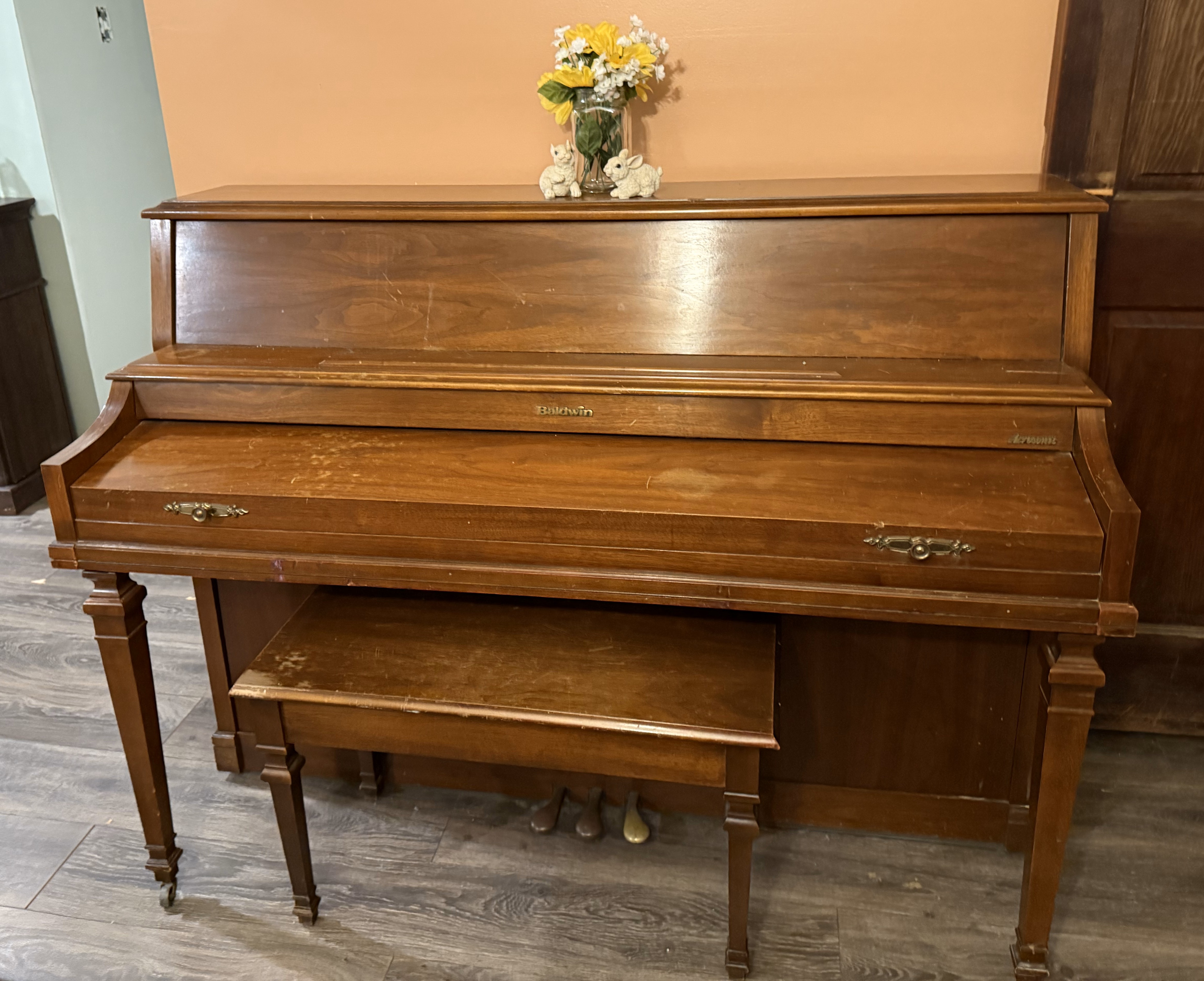 Real Estate & Personal Property Auction Image