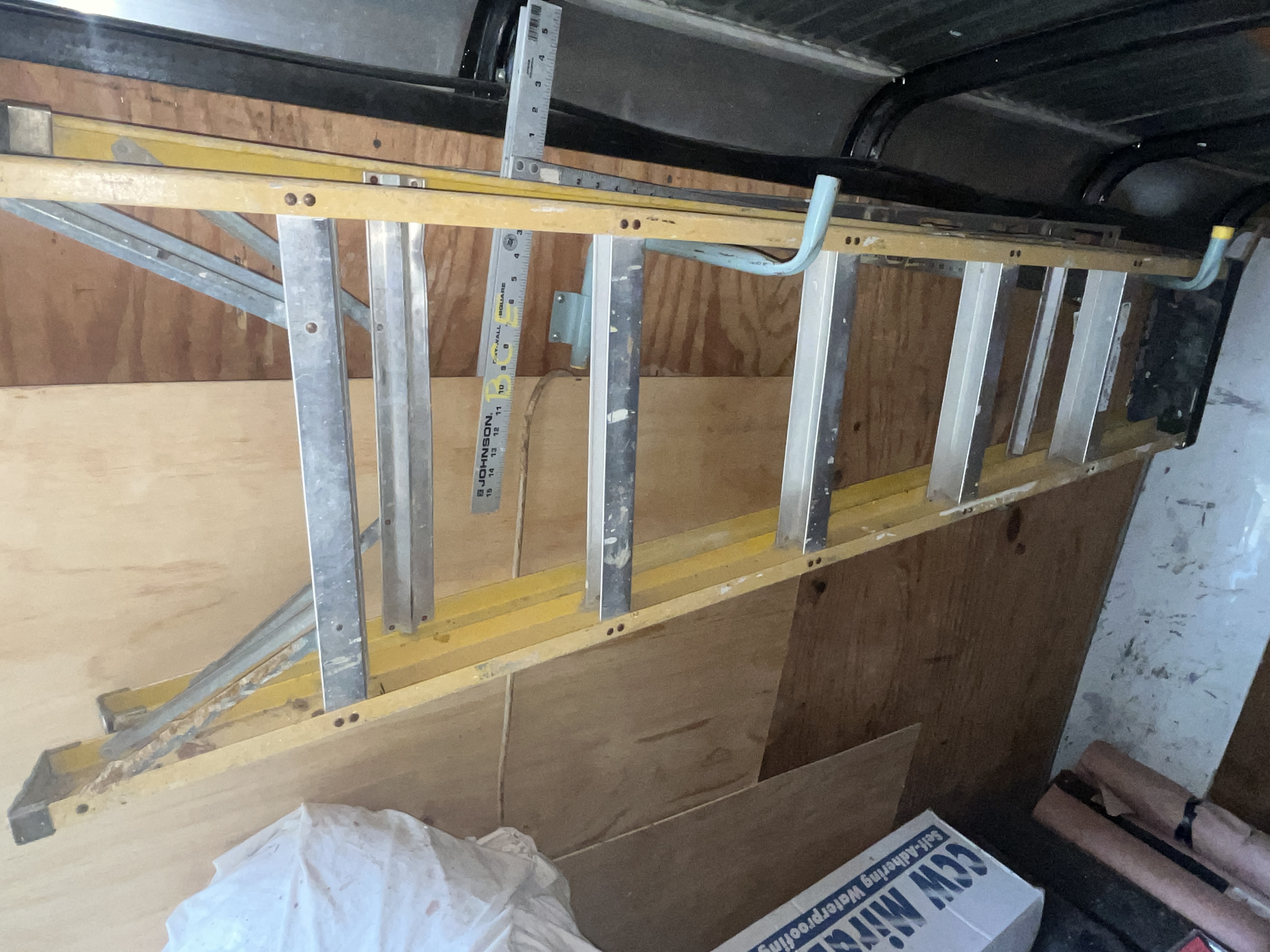 Moving Auction Image