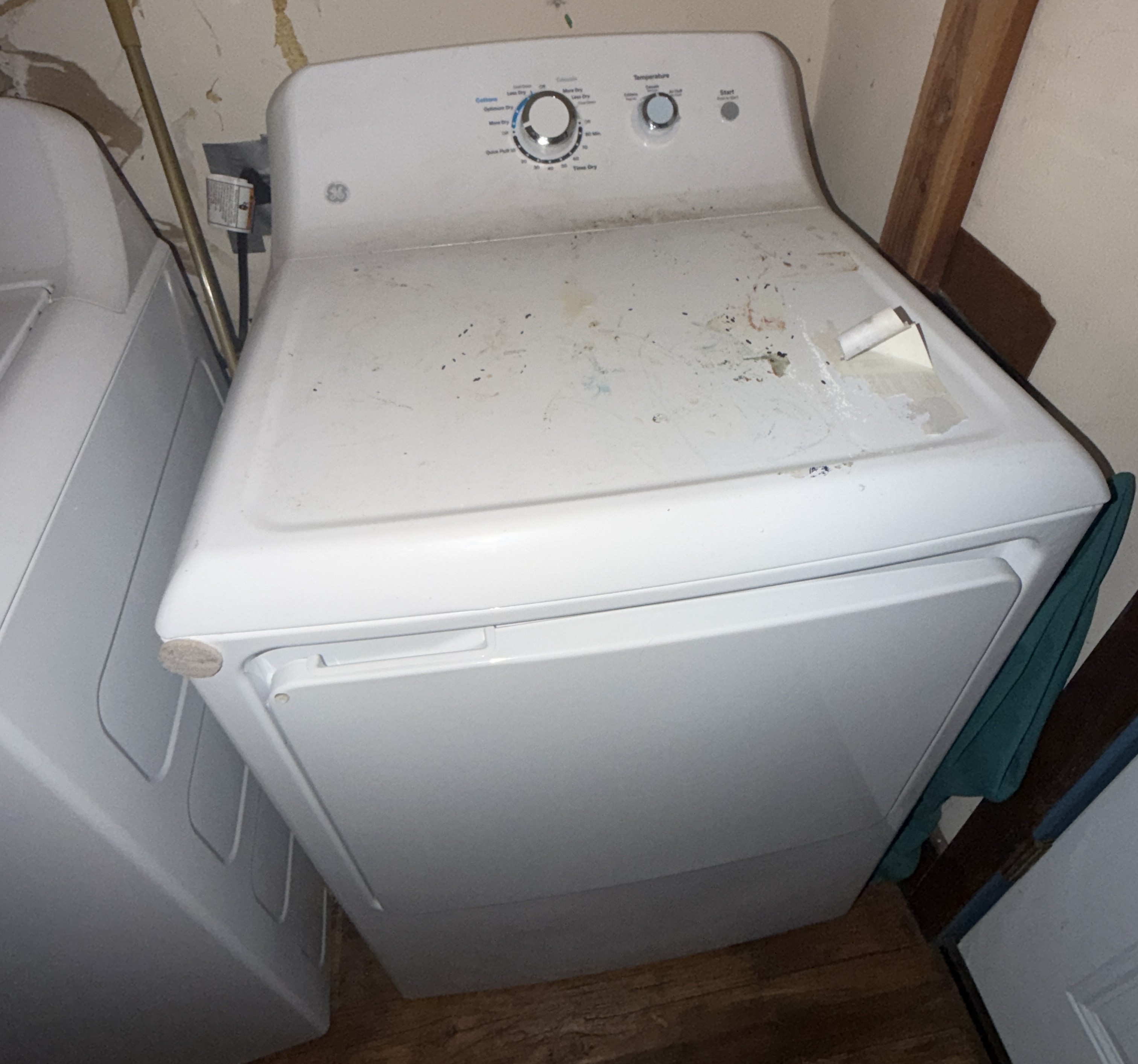 Estate Auction Image