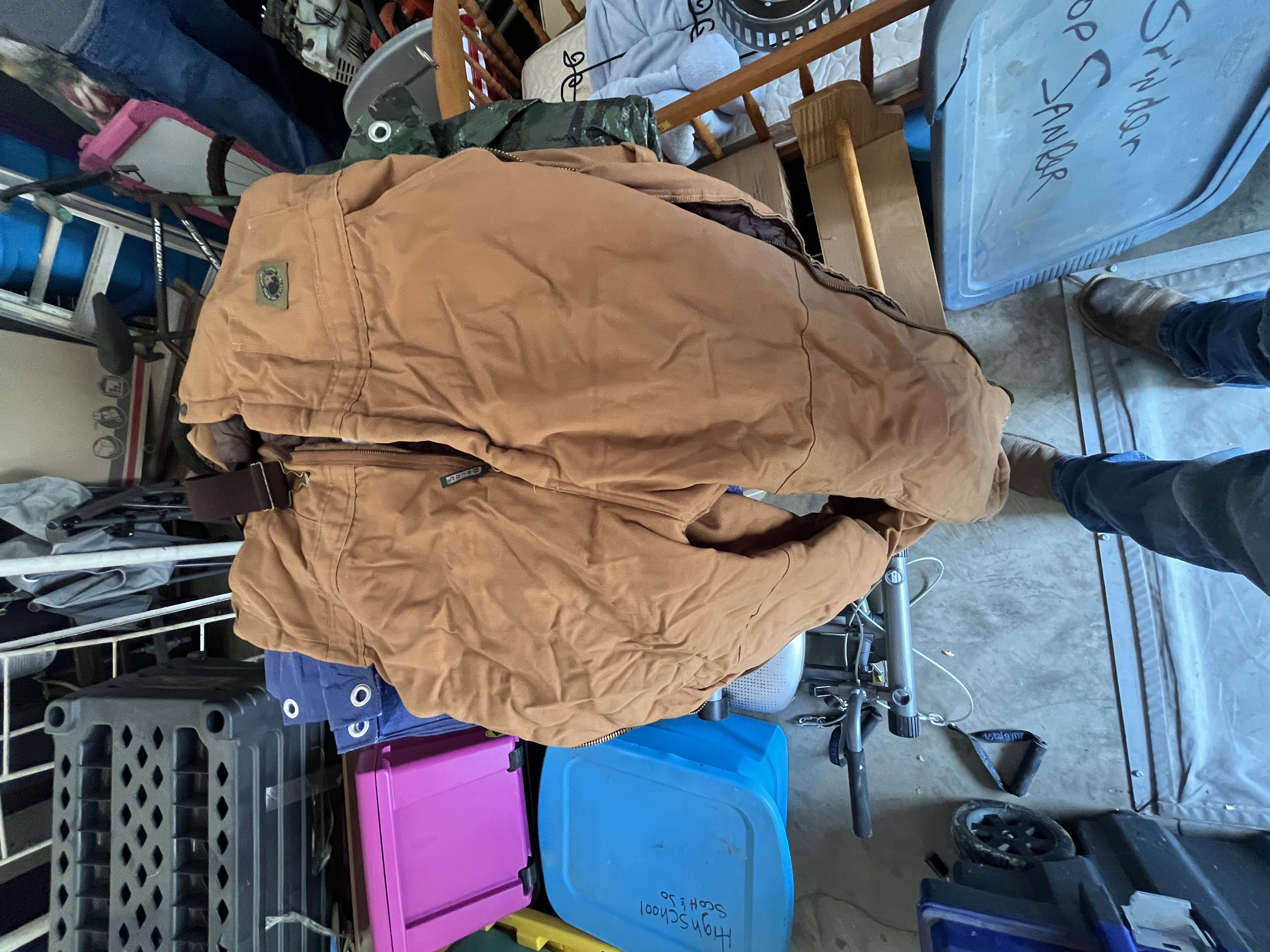 Moving Auction Image