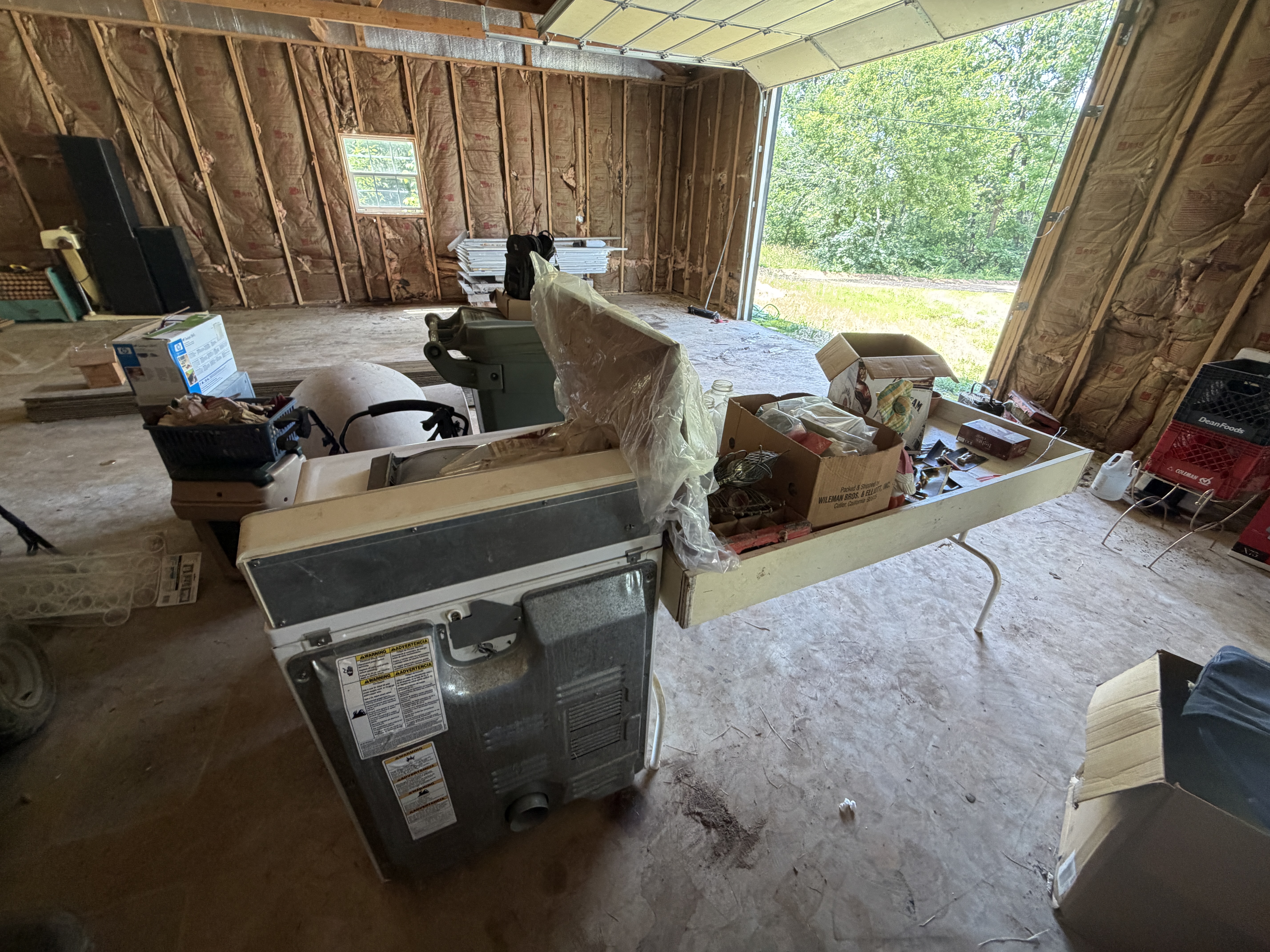 Estate Auction Image
