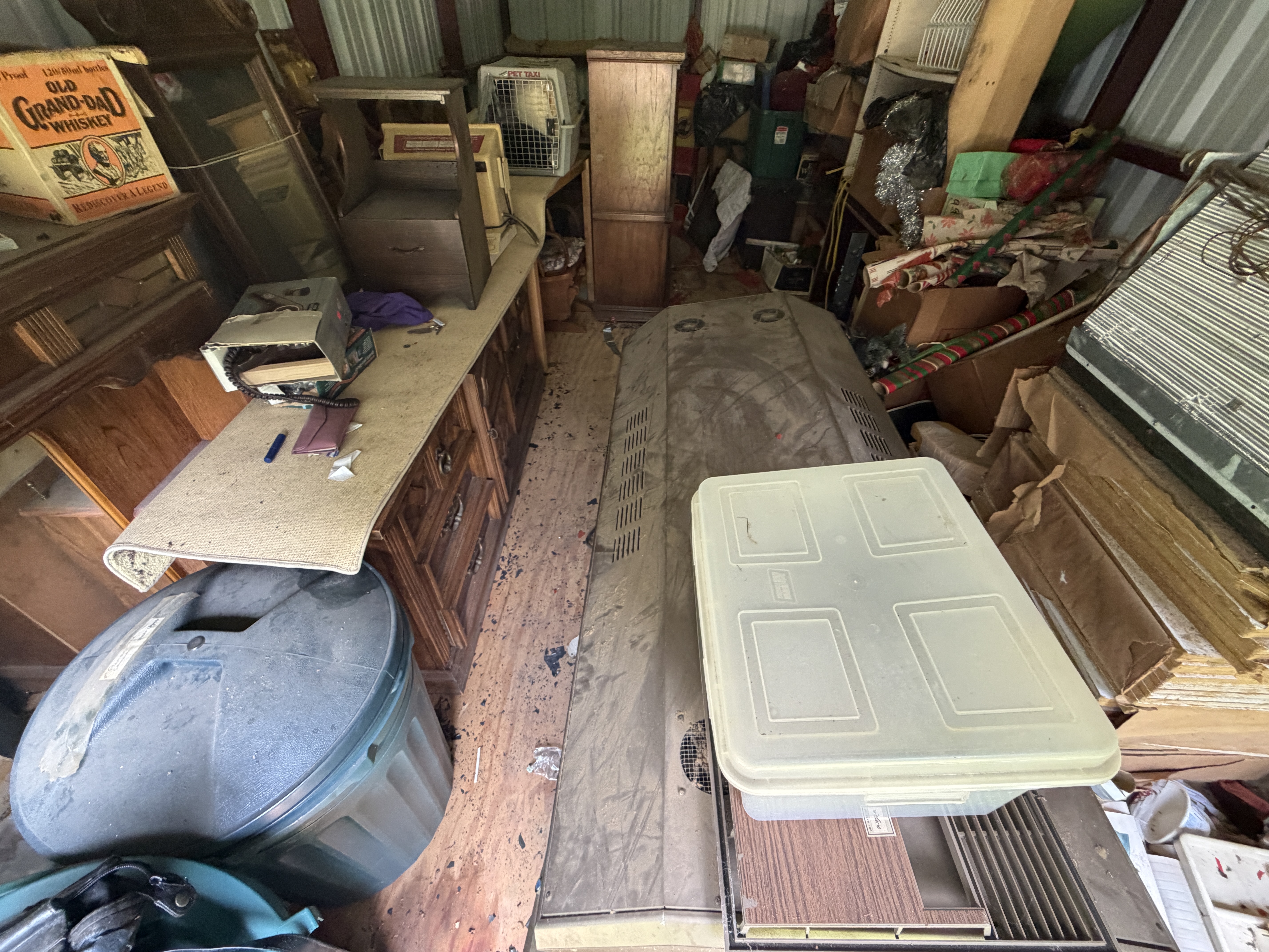 Estate Auction Image