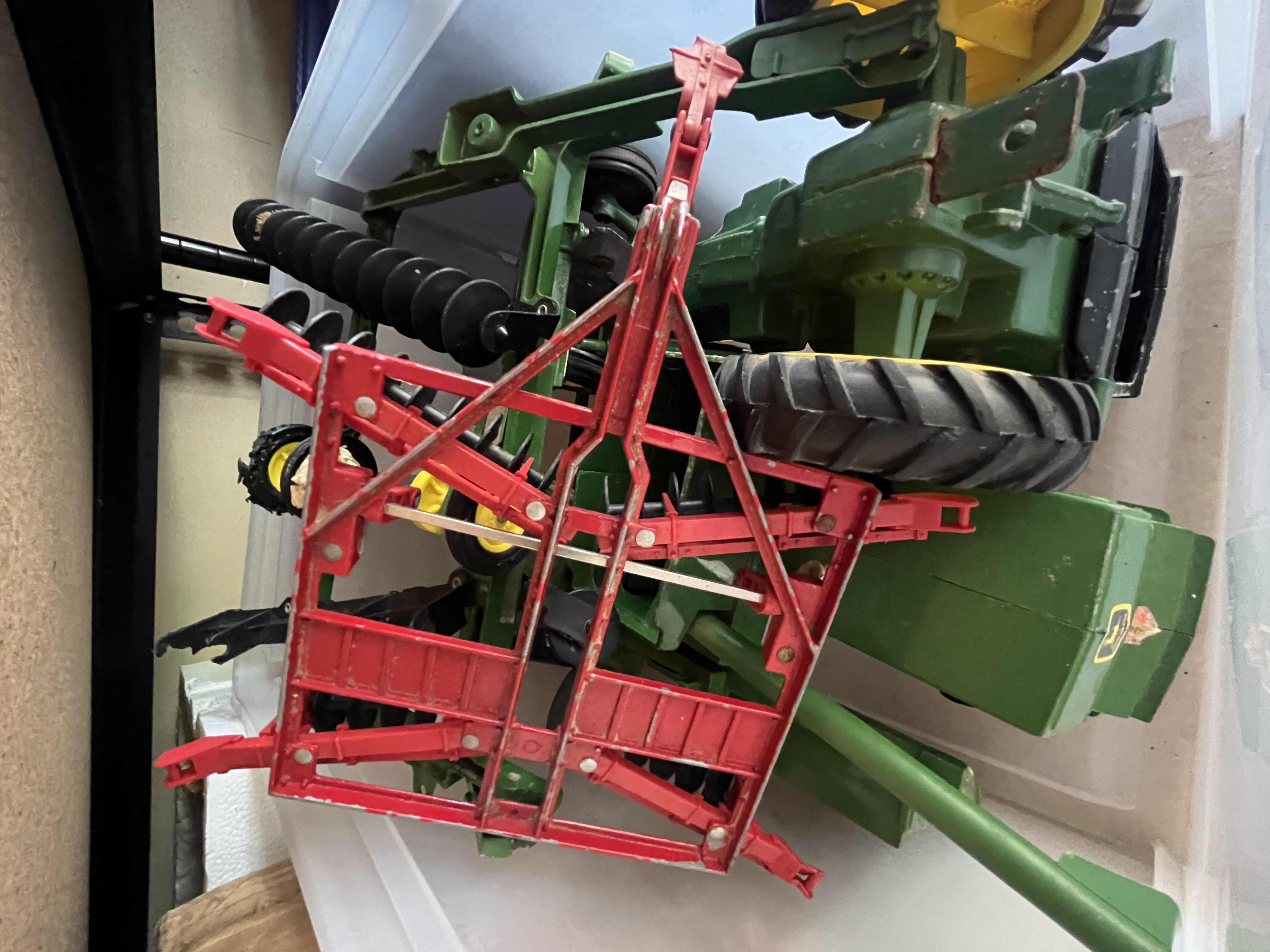 Moving Auction Image