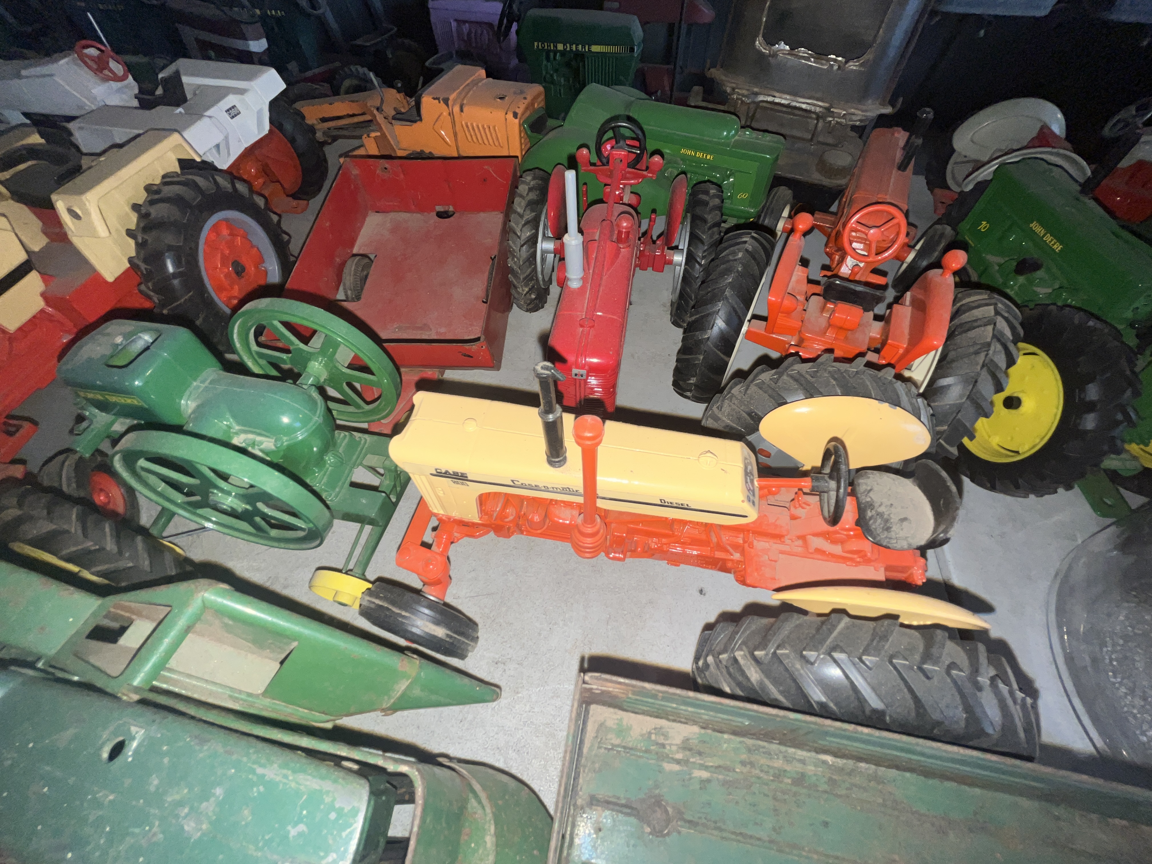 Collector's Dream Auction Image