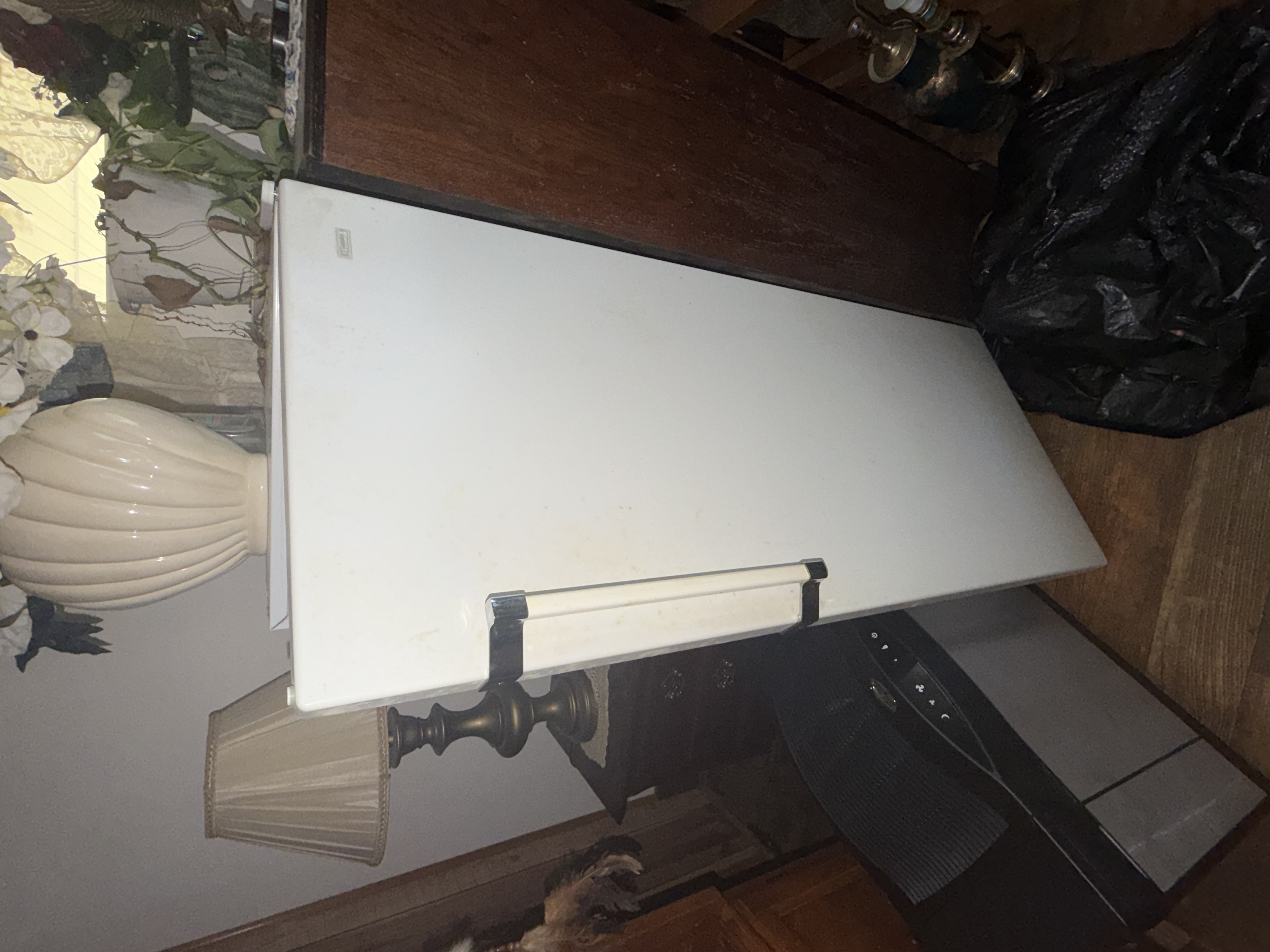 Estate Auction Image
