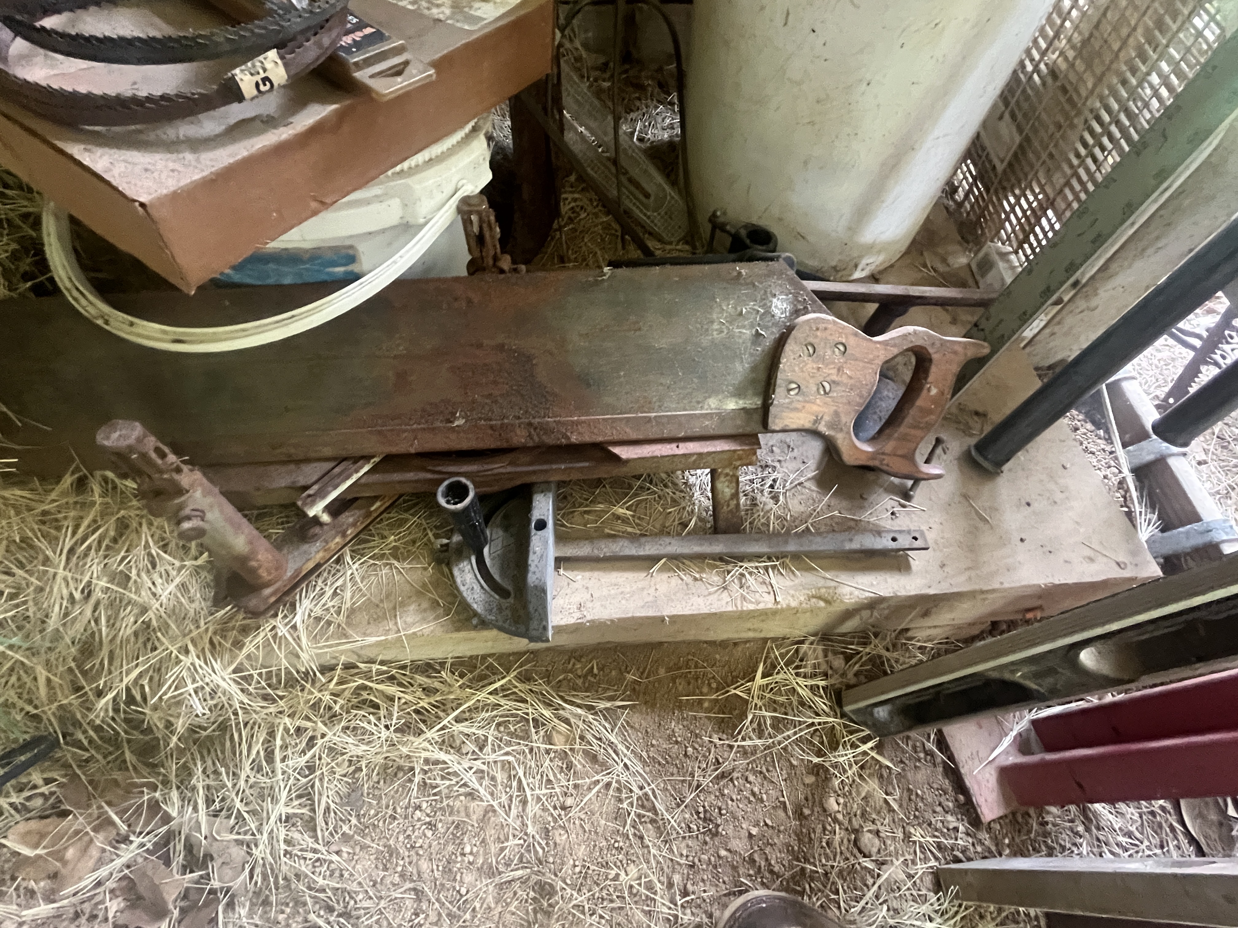 Moving Auction Image