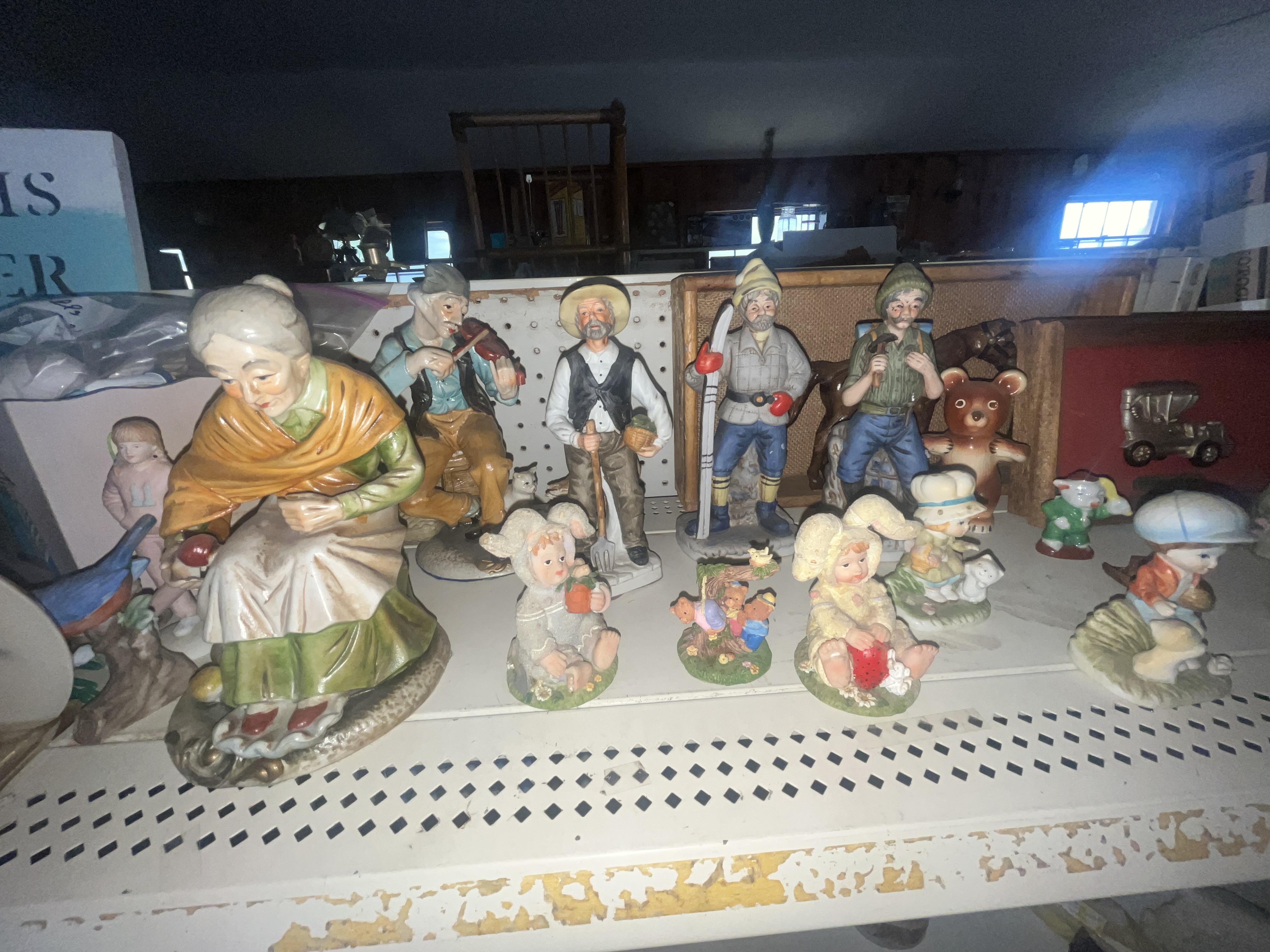 Real Estate & Retail Business Liquidation Image