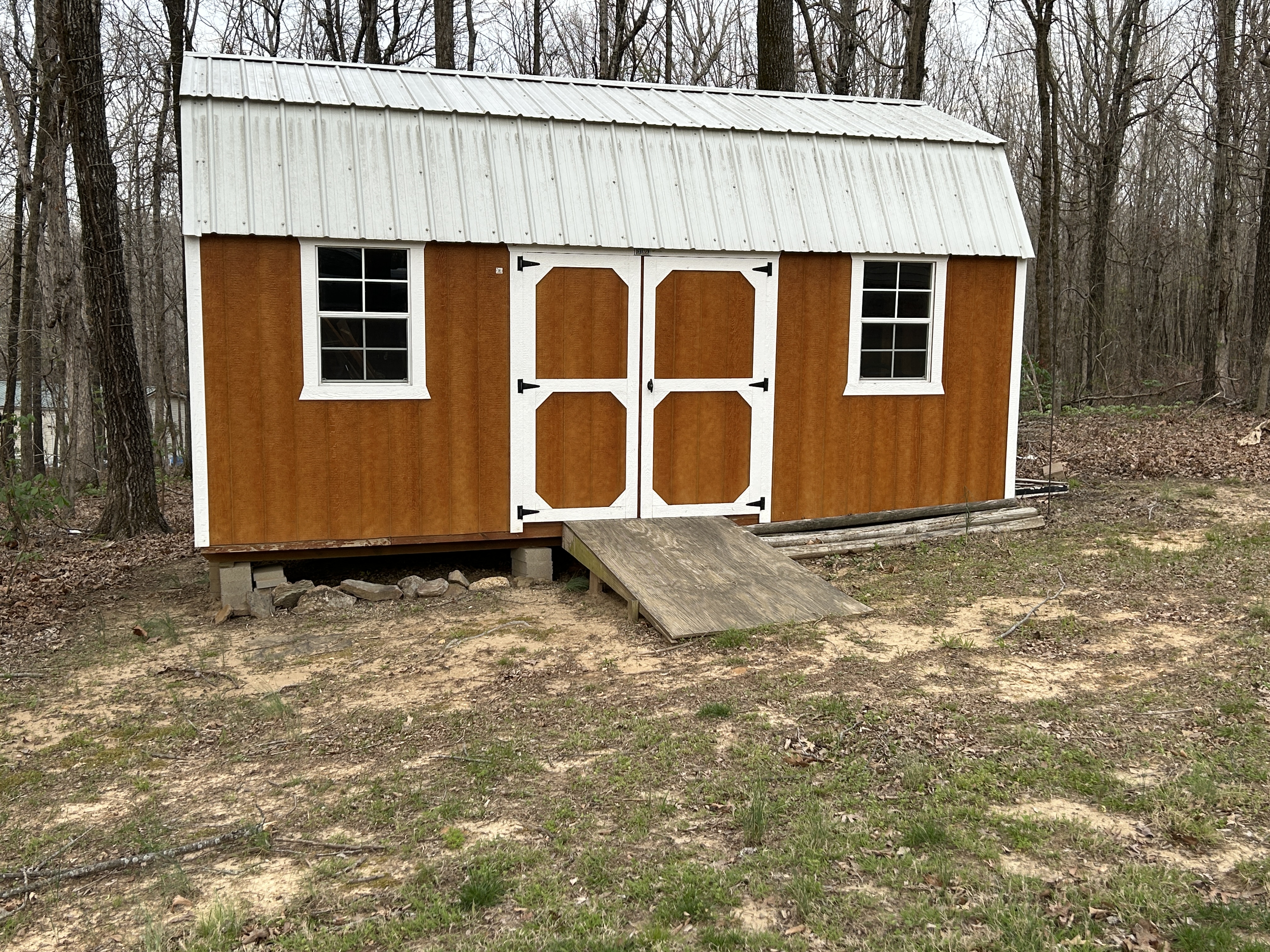 Real Estate & Personal Property Auction Image