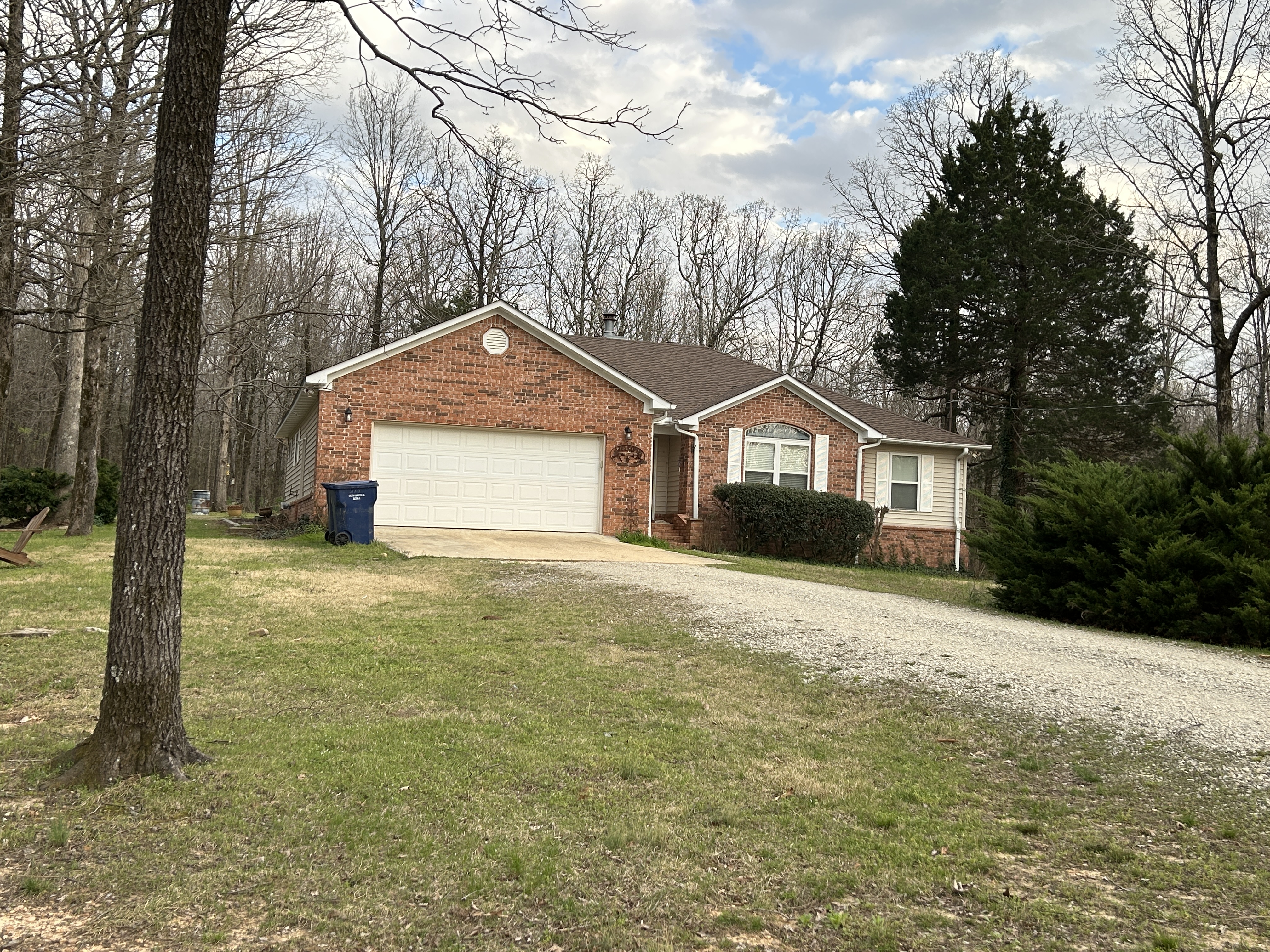 Real Estate & Personal Property Auction Image