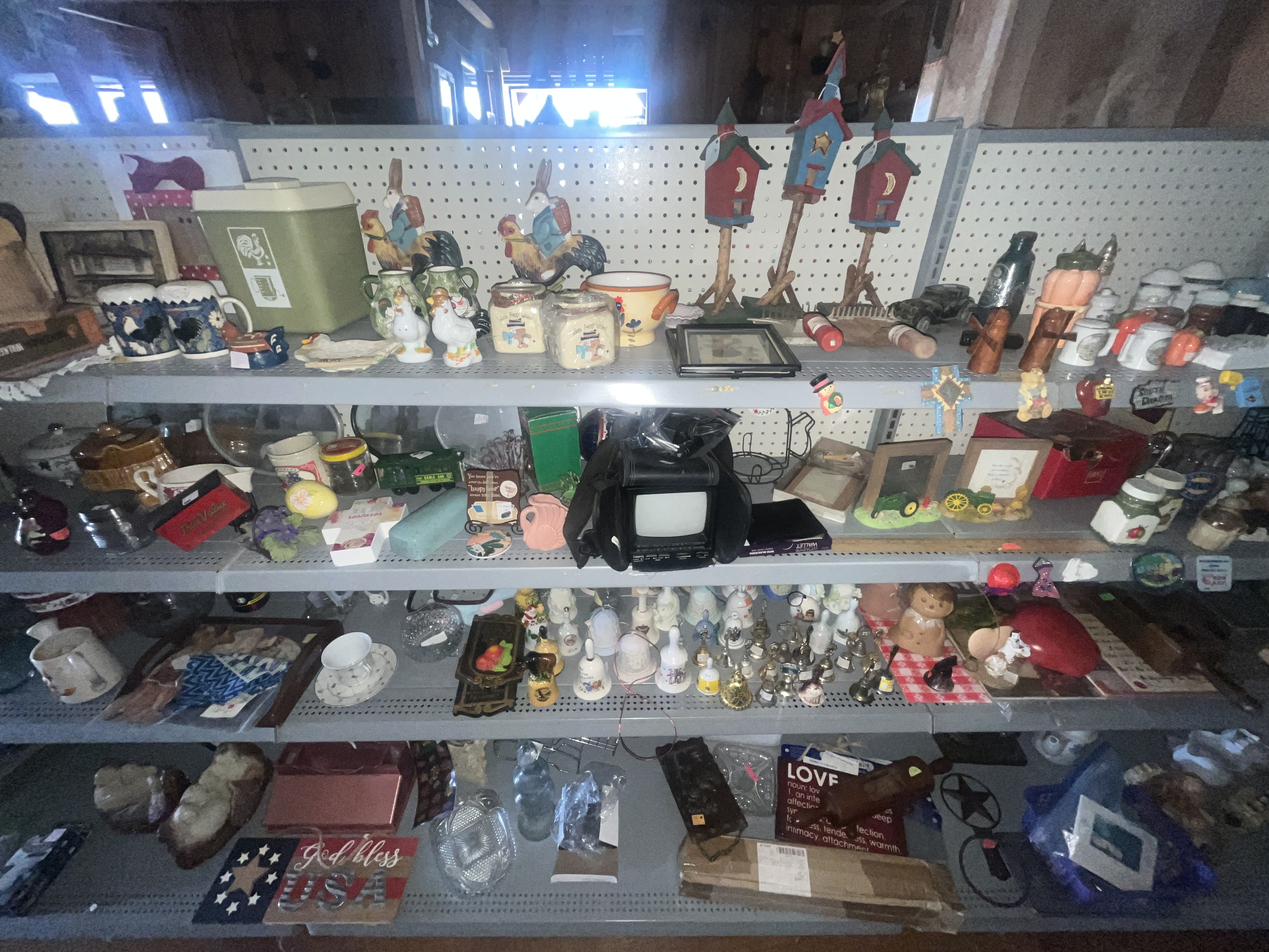 Real Estate & Retail Business Liquidation Image