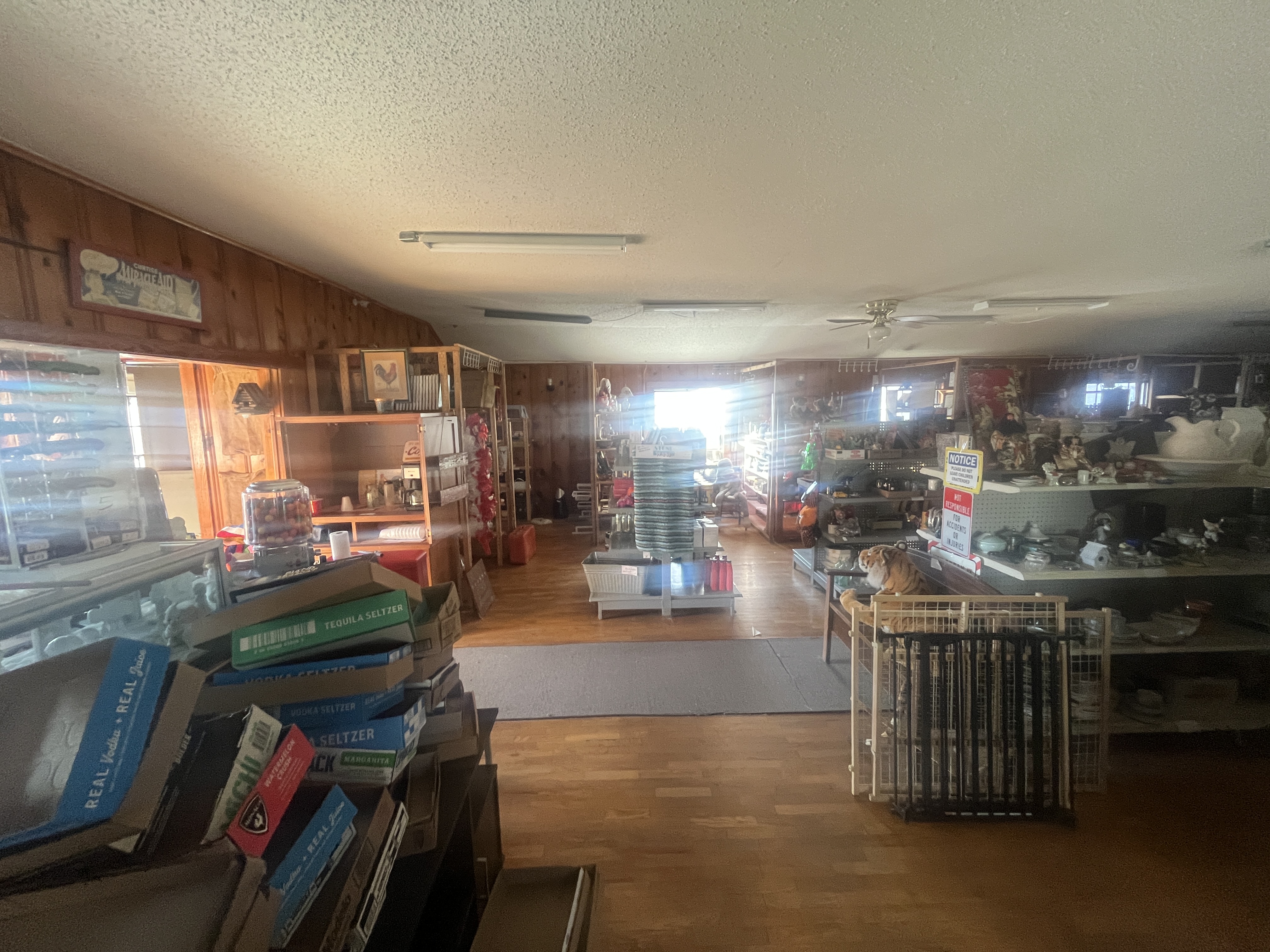 Real Estate & Retail Business Liquidation Image