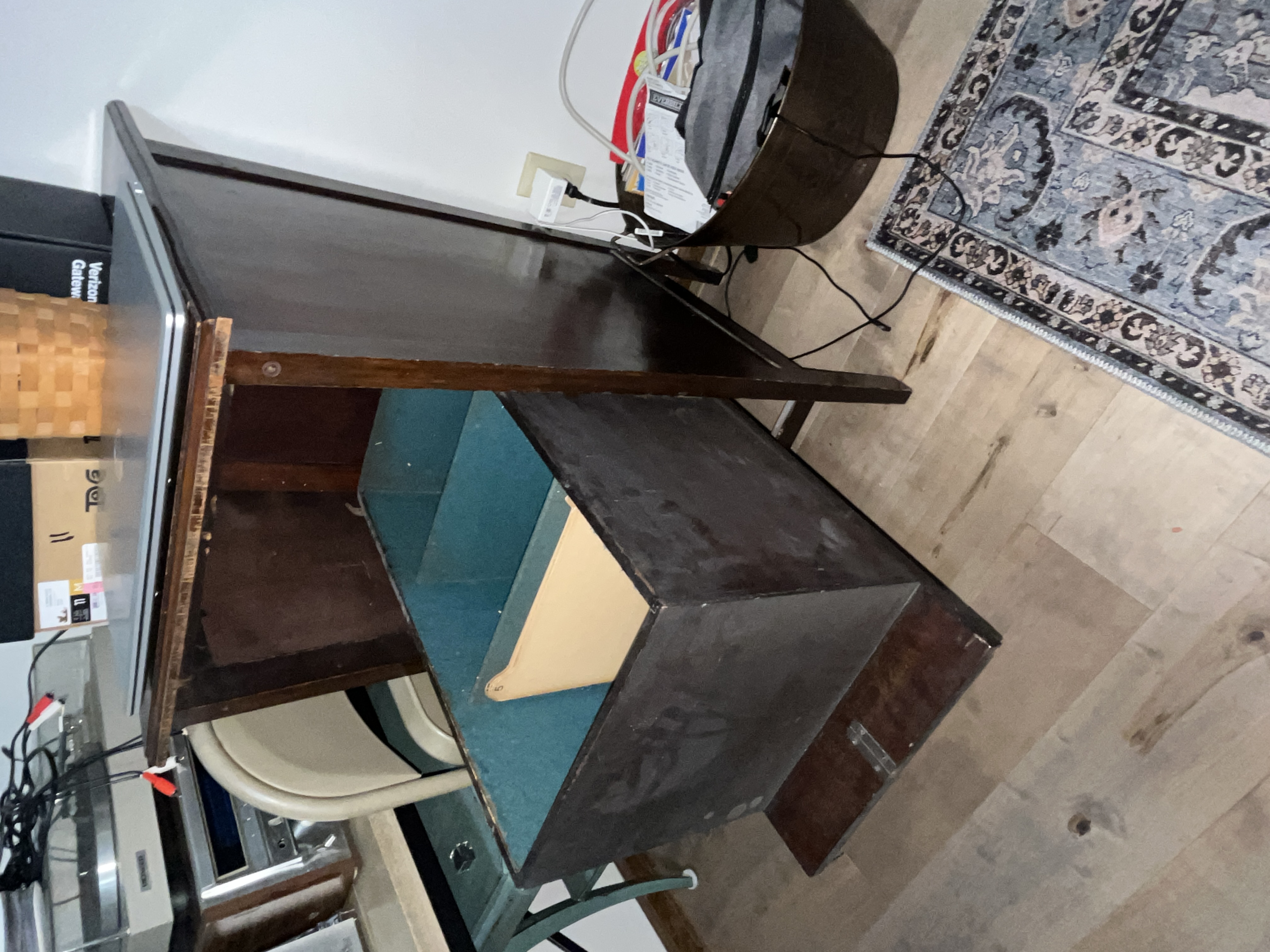 Moving Auction Image