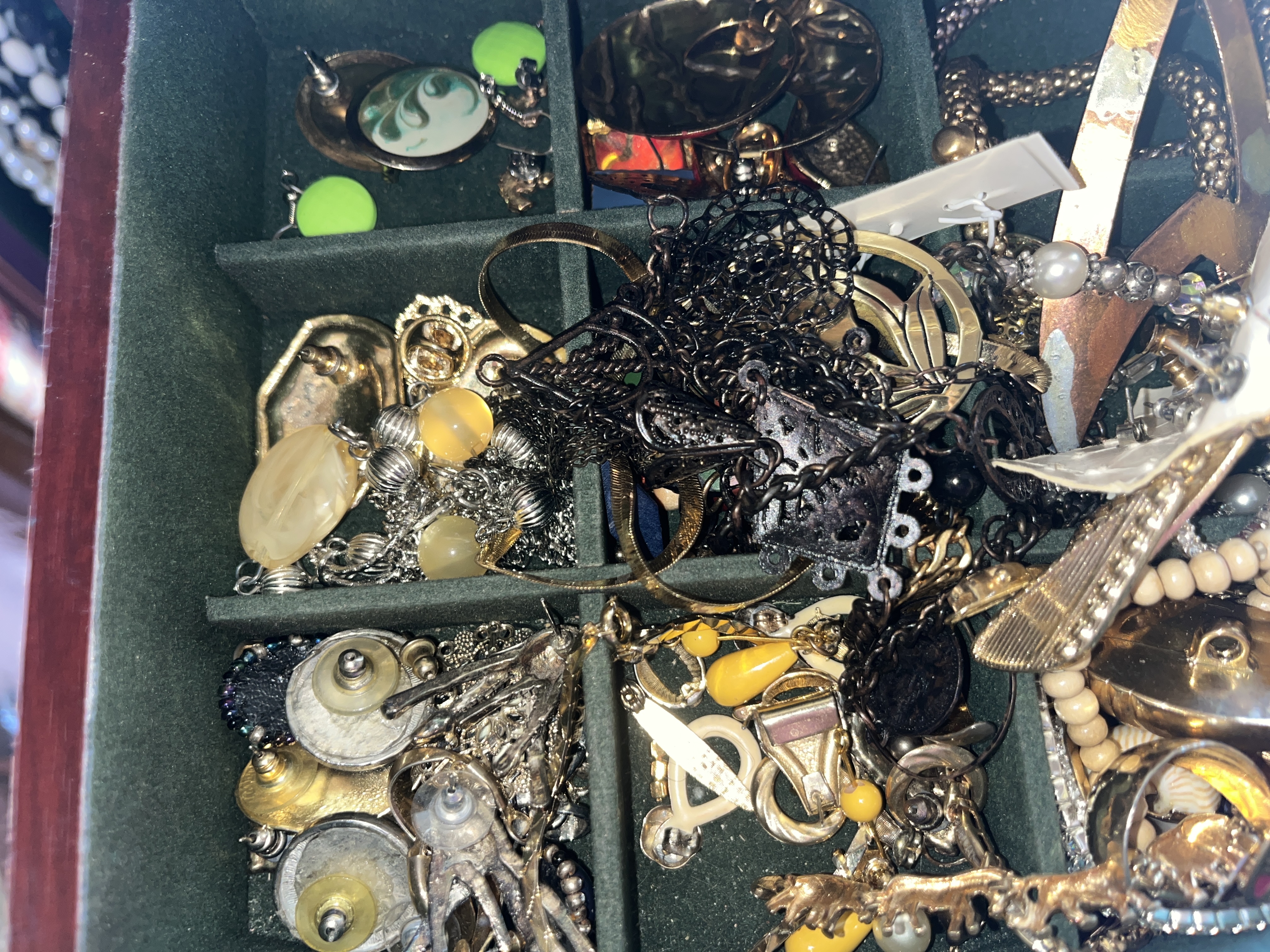 Living Estate of Ms Mary Schug Image