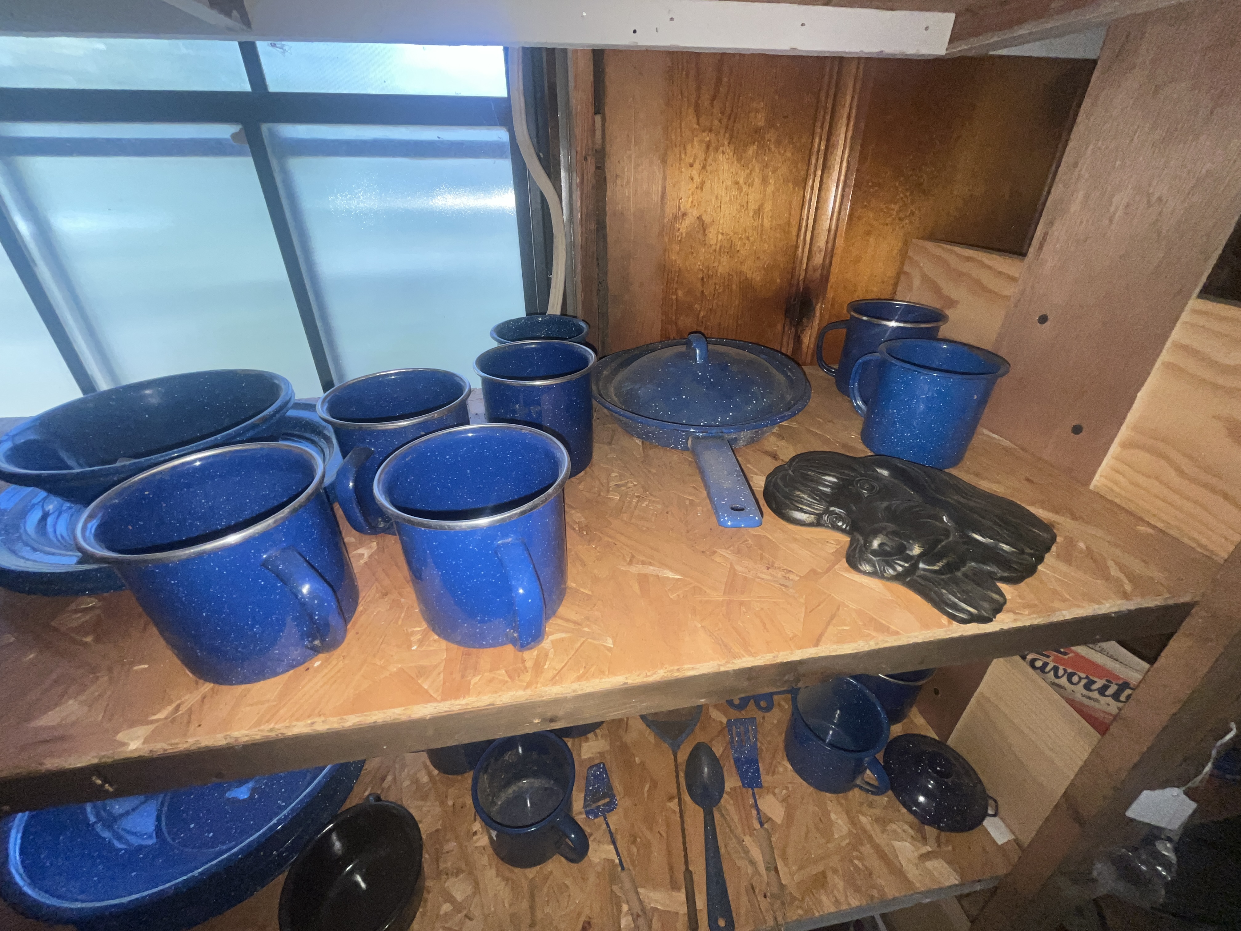 Real Estate & Retail Business Liquidation Image