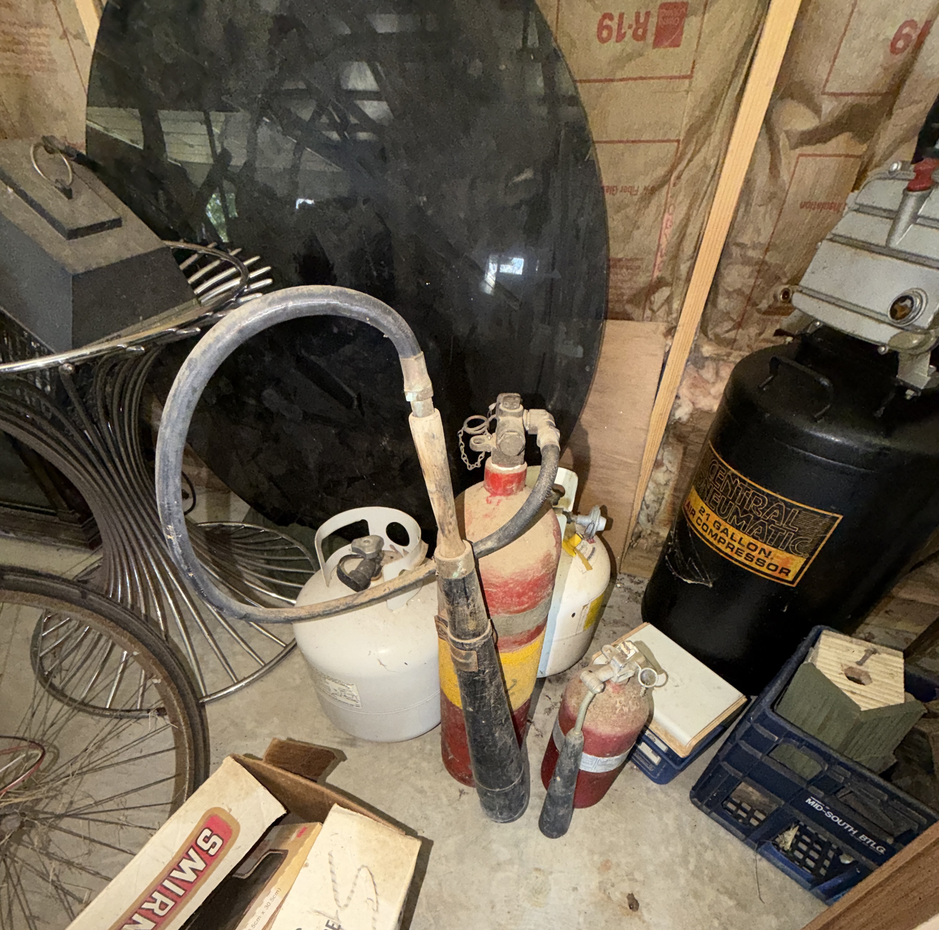 Estate Auction Image