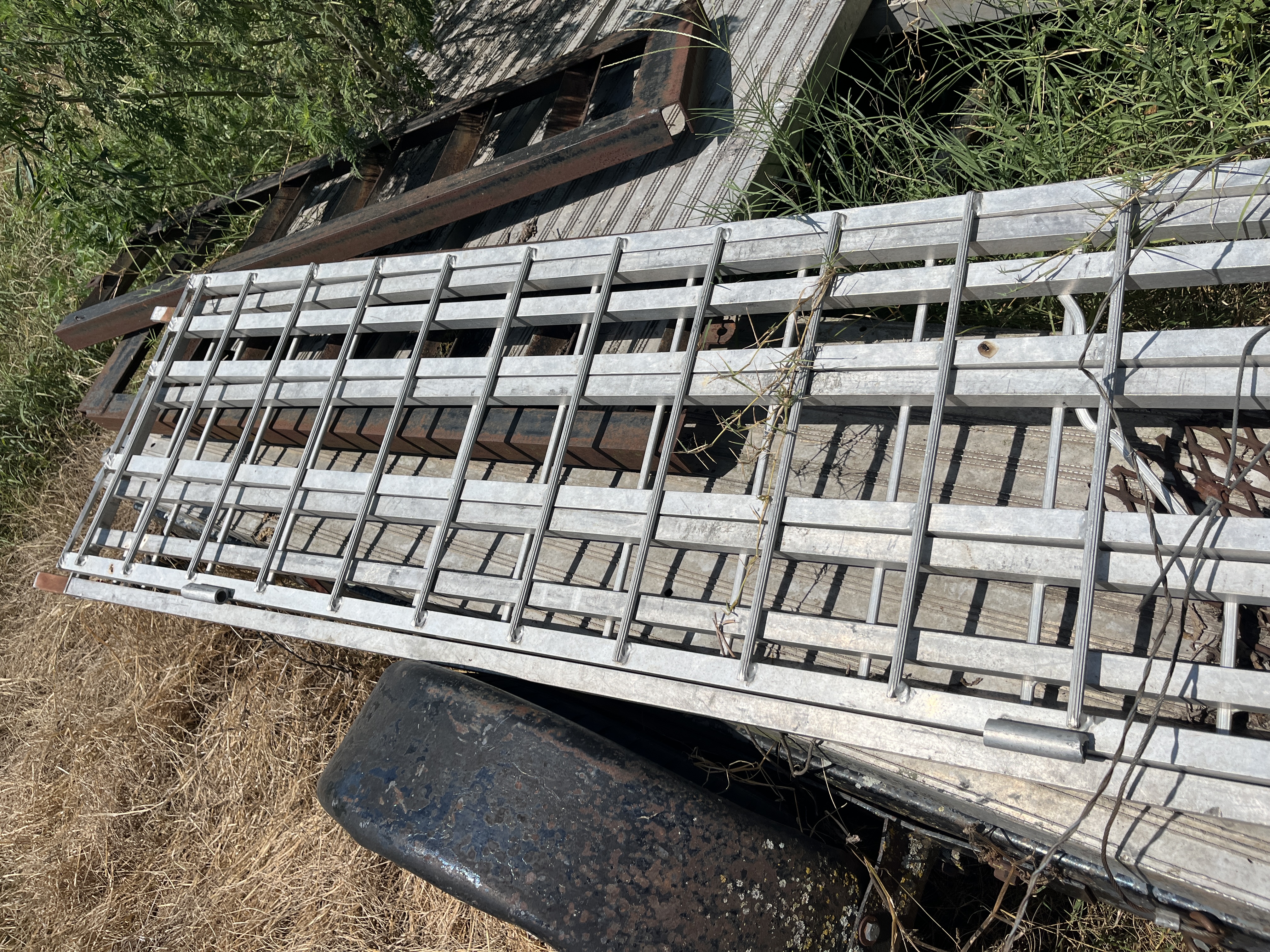 Ward Estate Auction Image