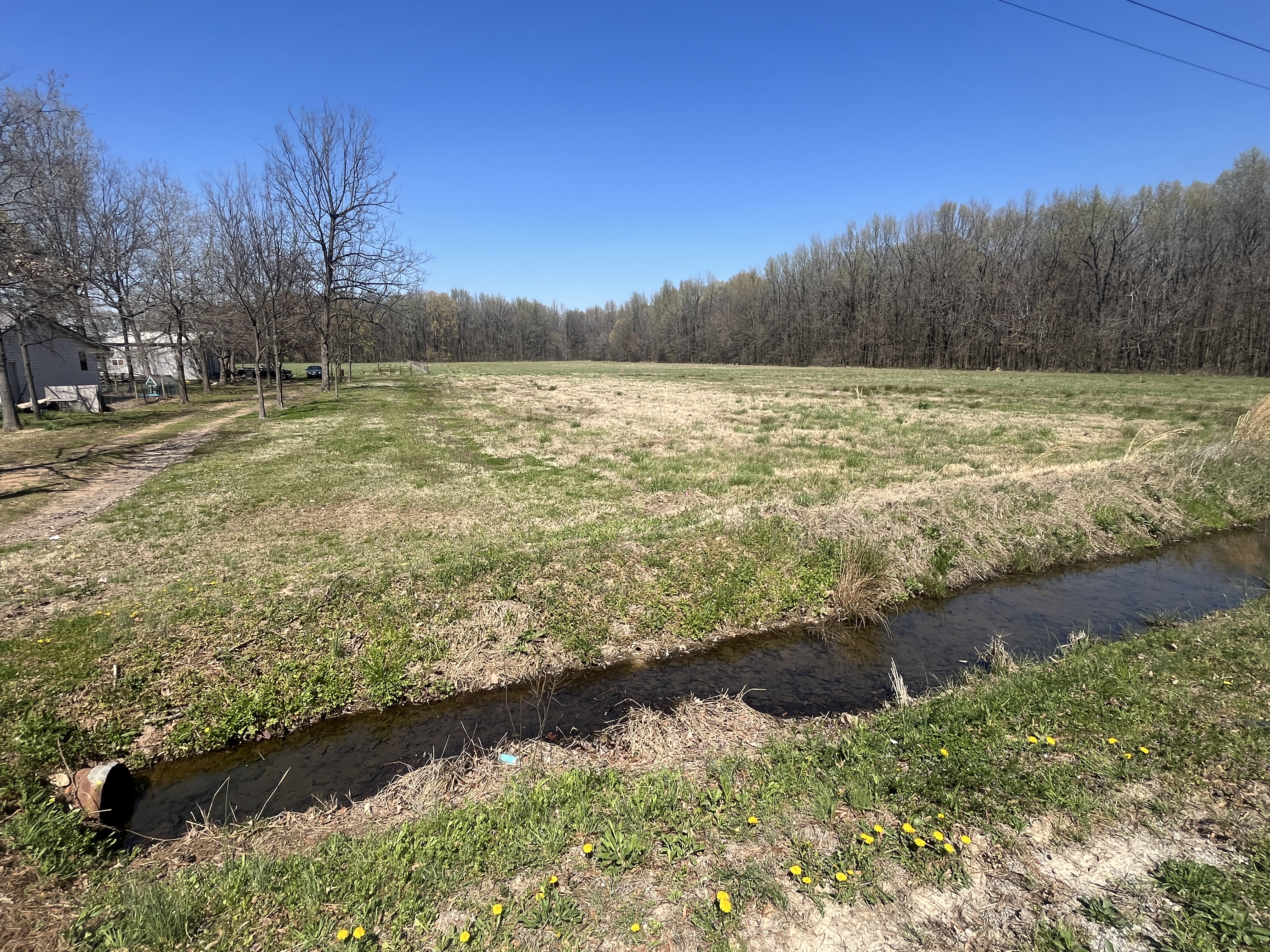 Real Estate & Personal Property Auction Image