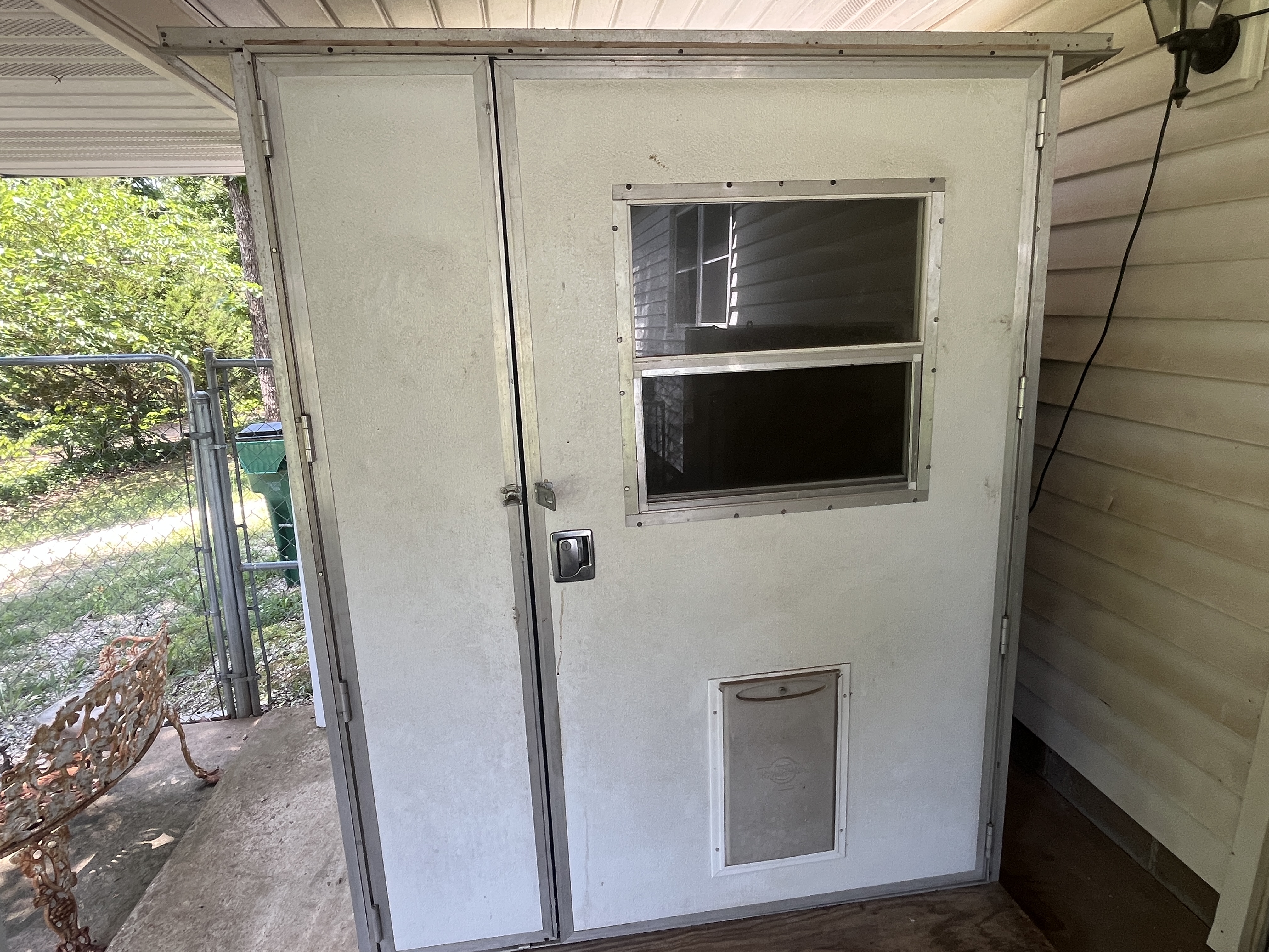 Estate Auction Image