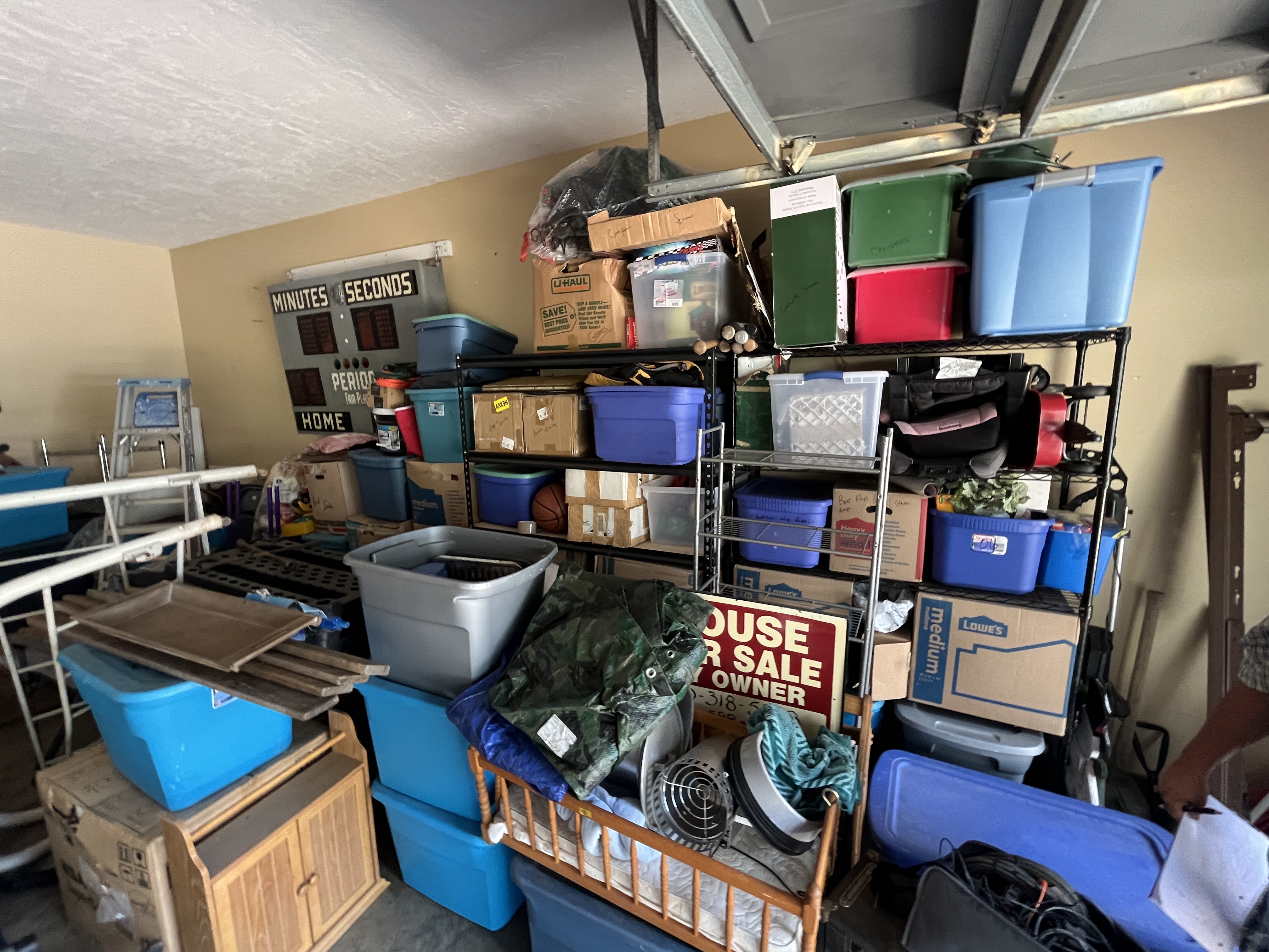 Moving Auction Image