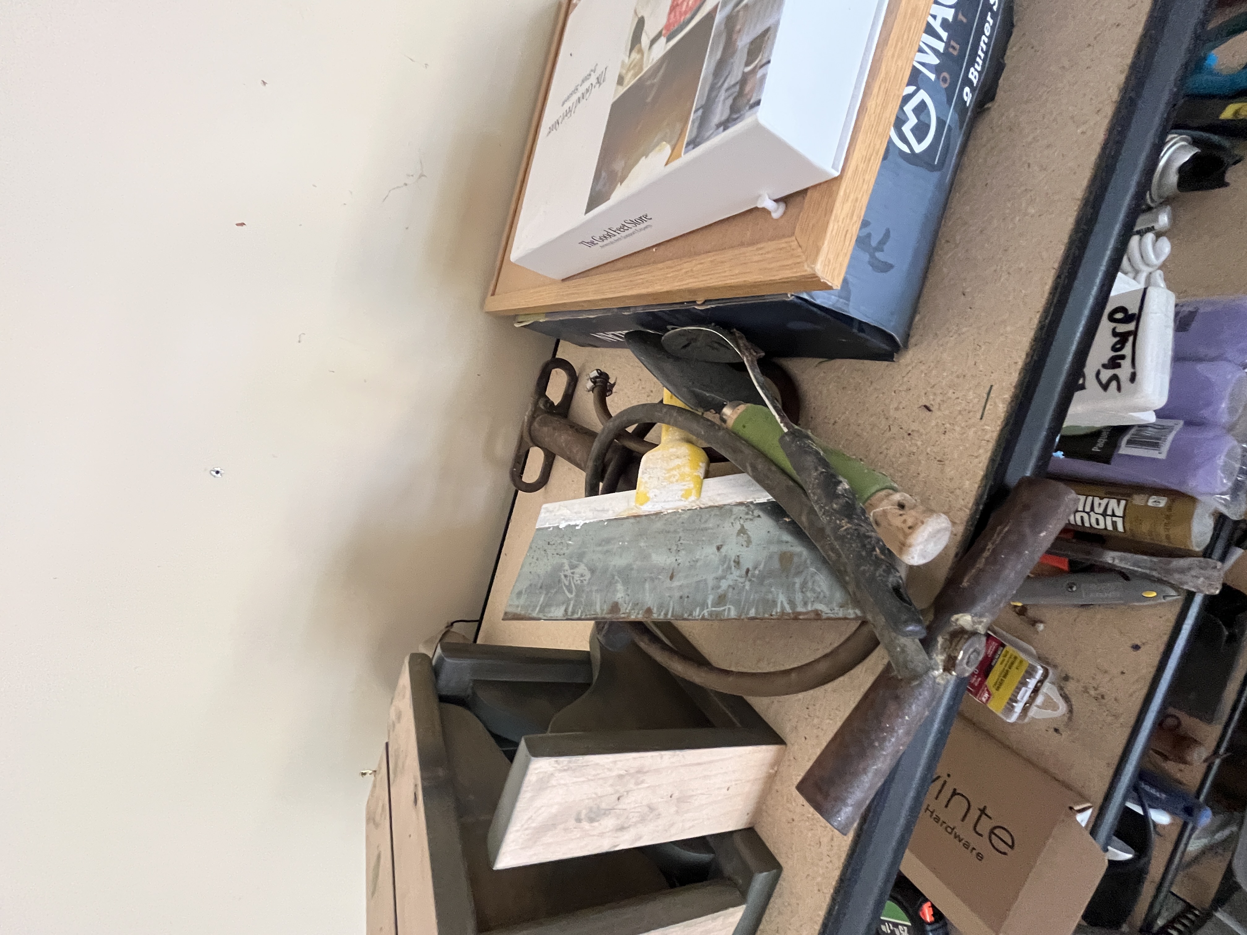 Moving Auction Image