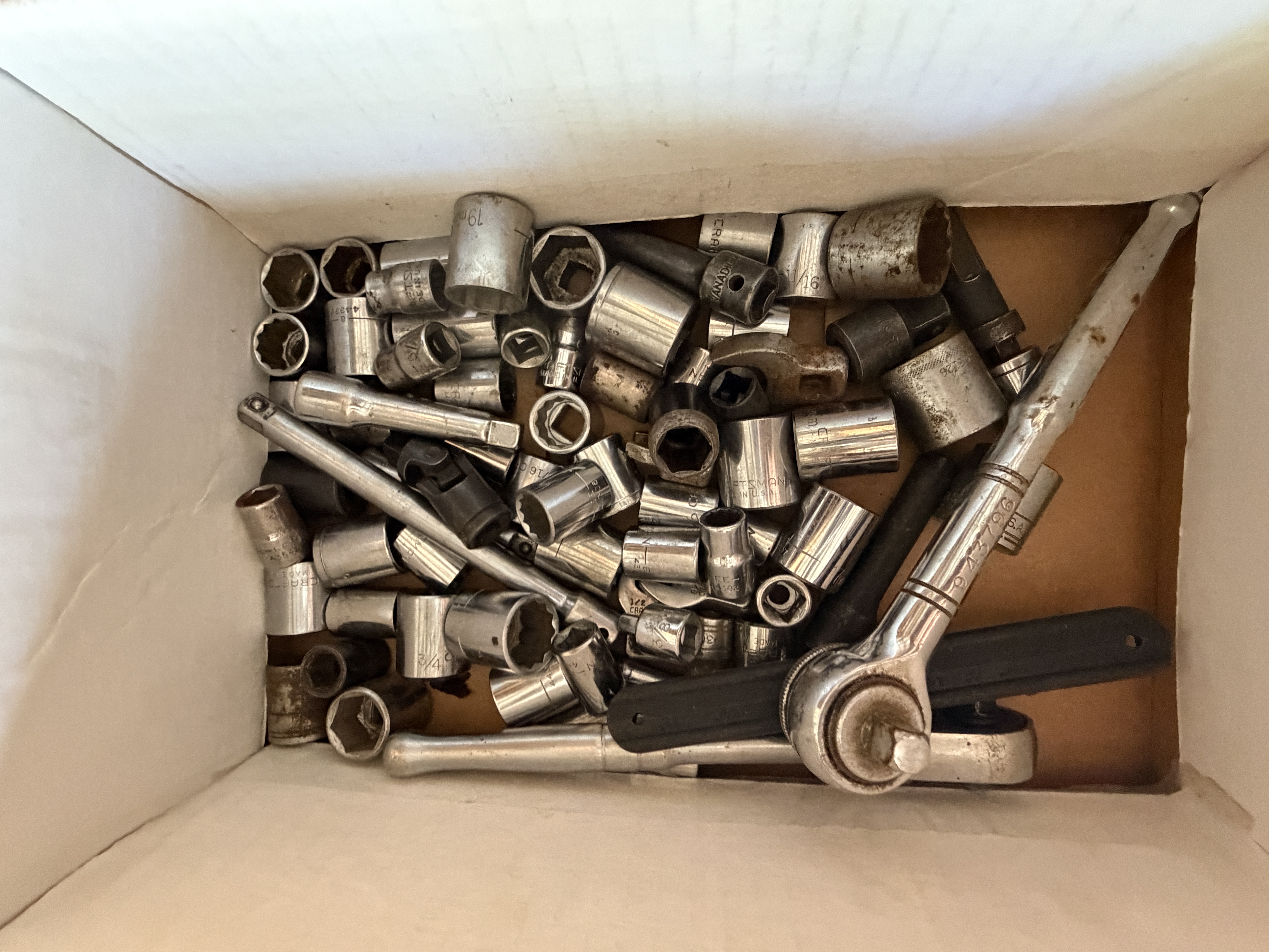 Moving/Reduction Auction Image