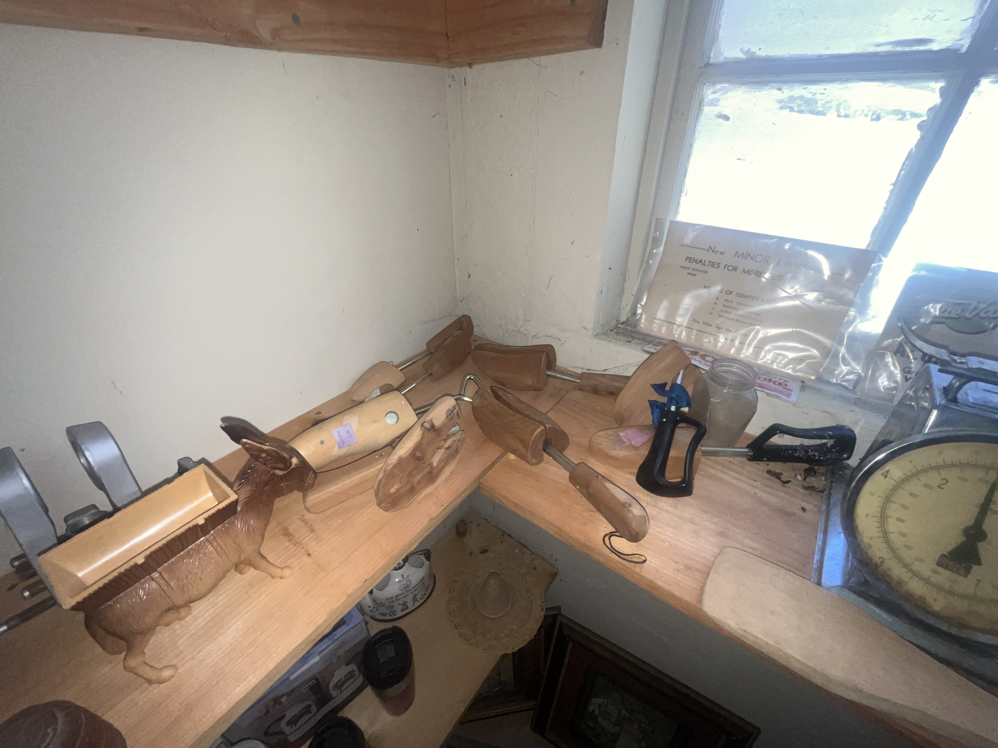 Real Estate & Retail Business Liquidation Image