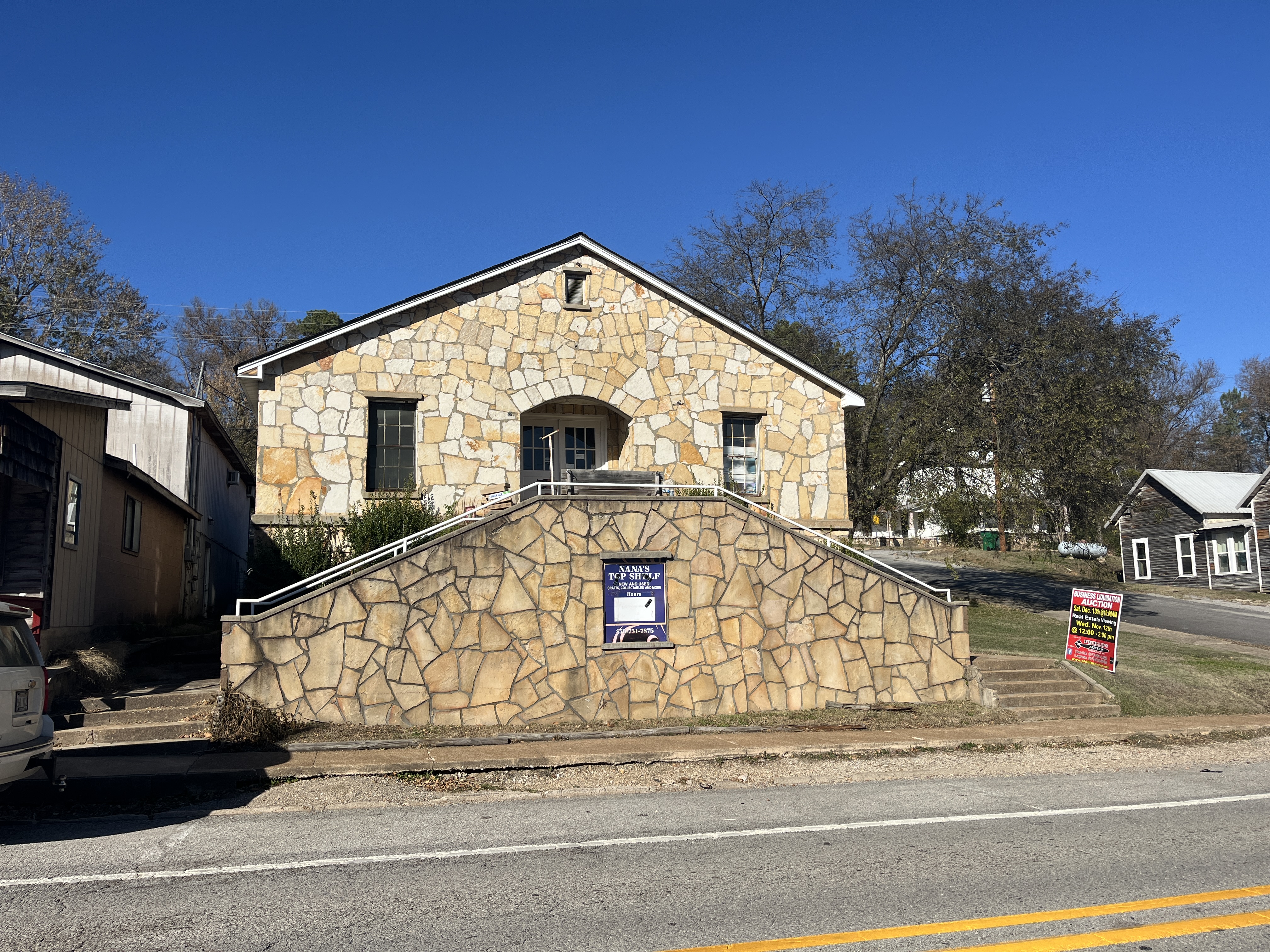 Real Estate & Retail Business Liquidation Image