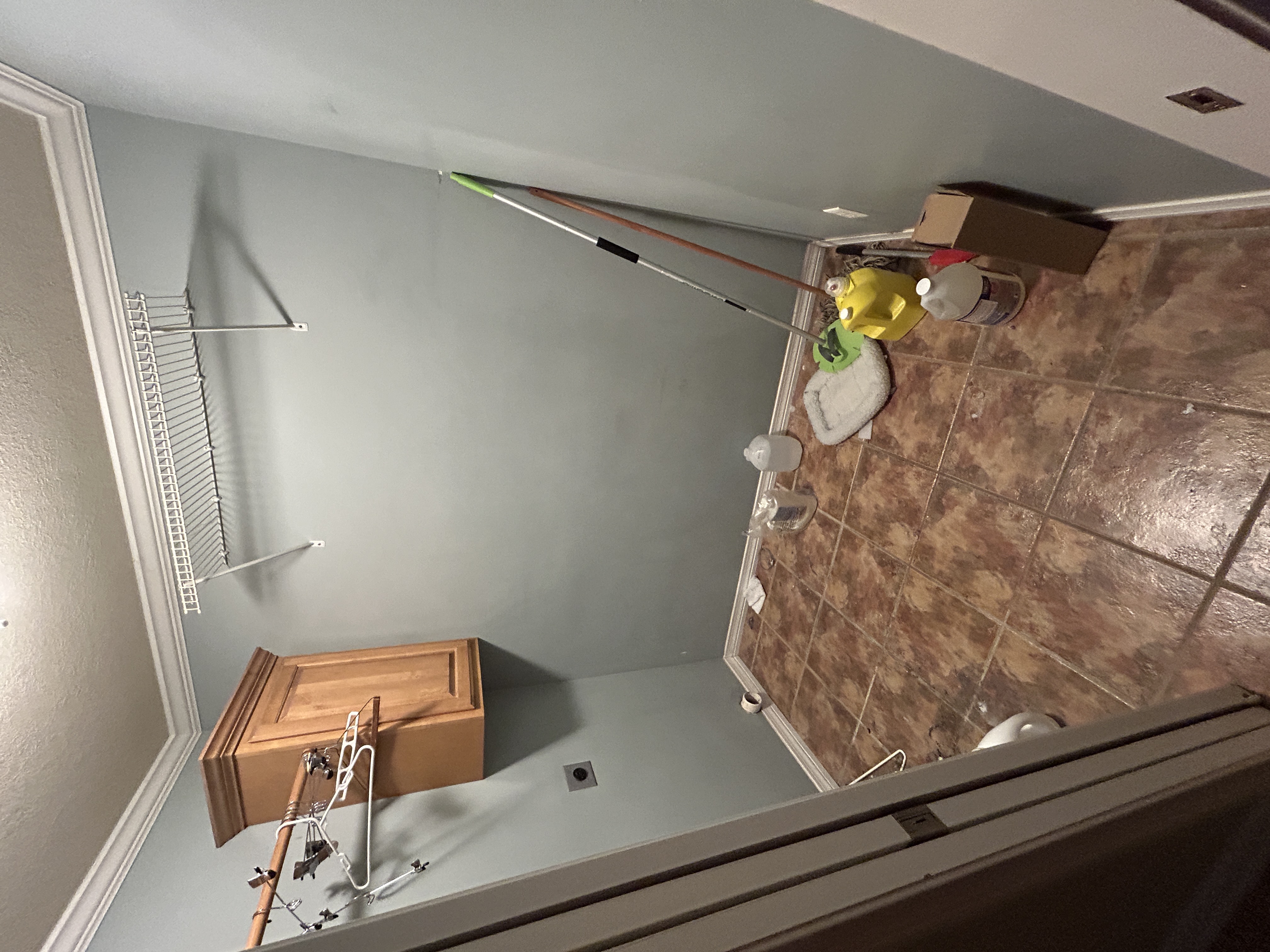 Real Estate & Personal Property Auction Image