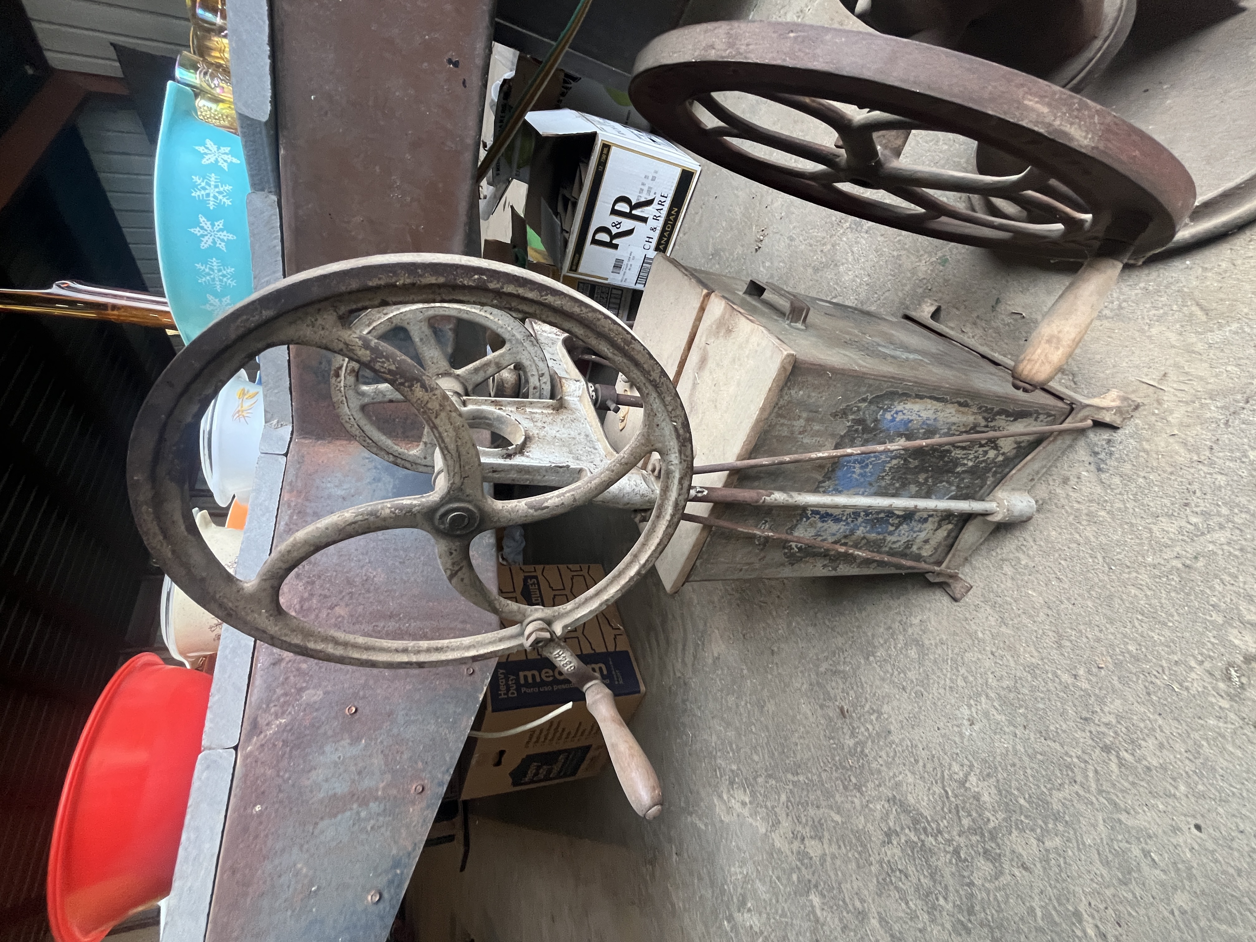 Collector's Dream Auction Image