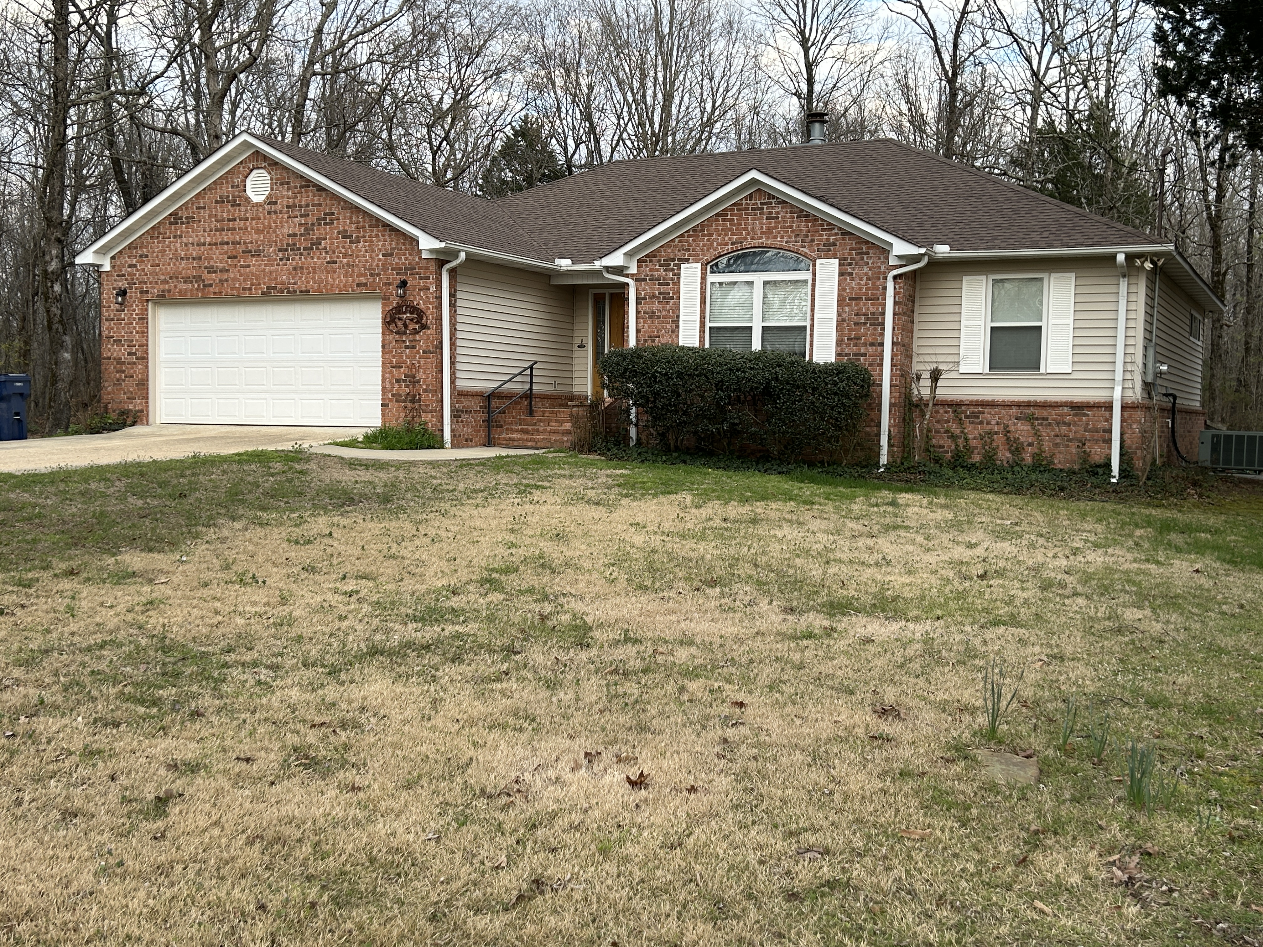 Real Estate & Personal Property Auction Image