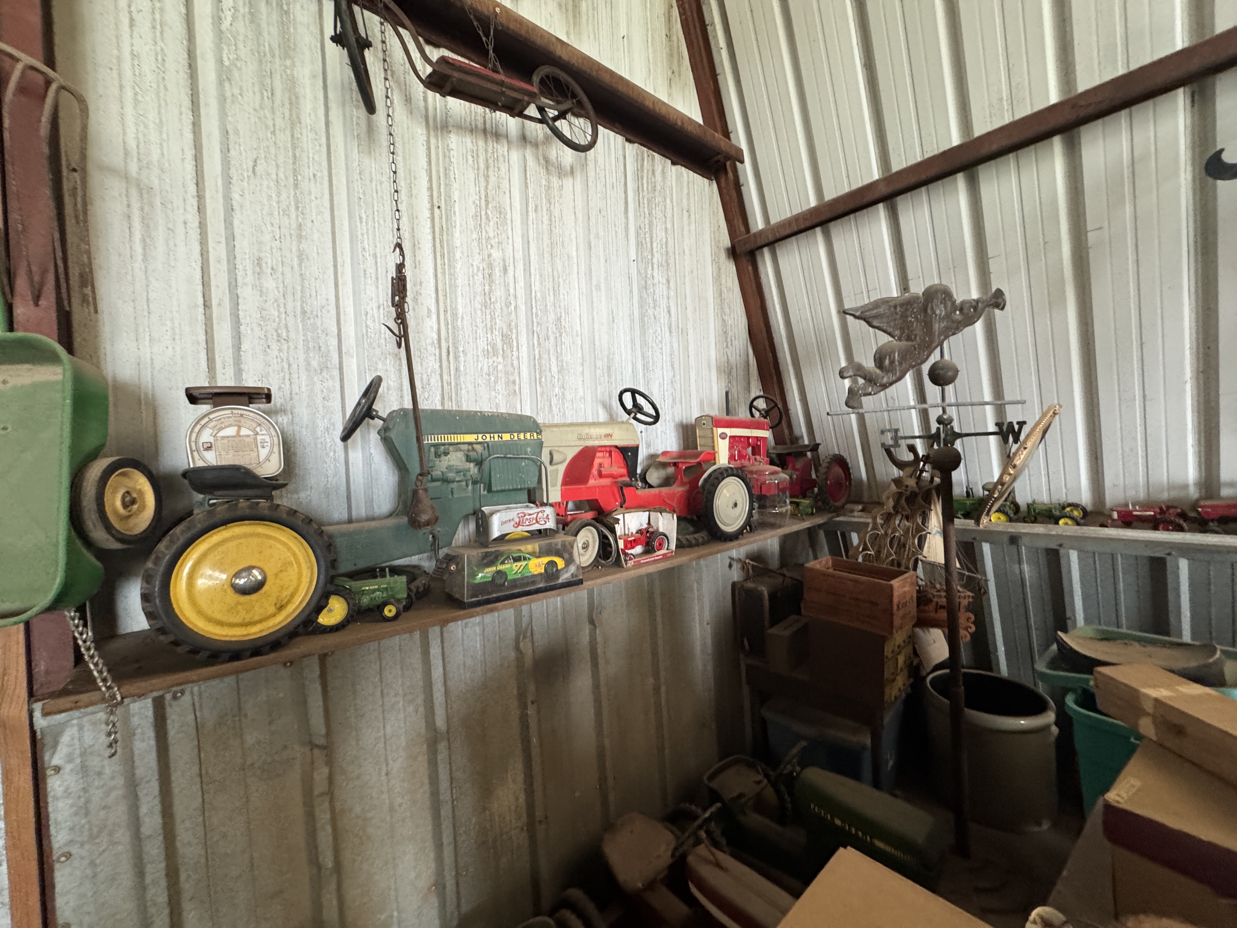 Collector's Auction Image