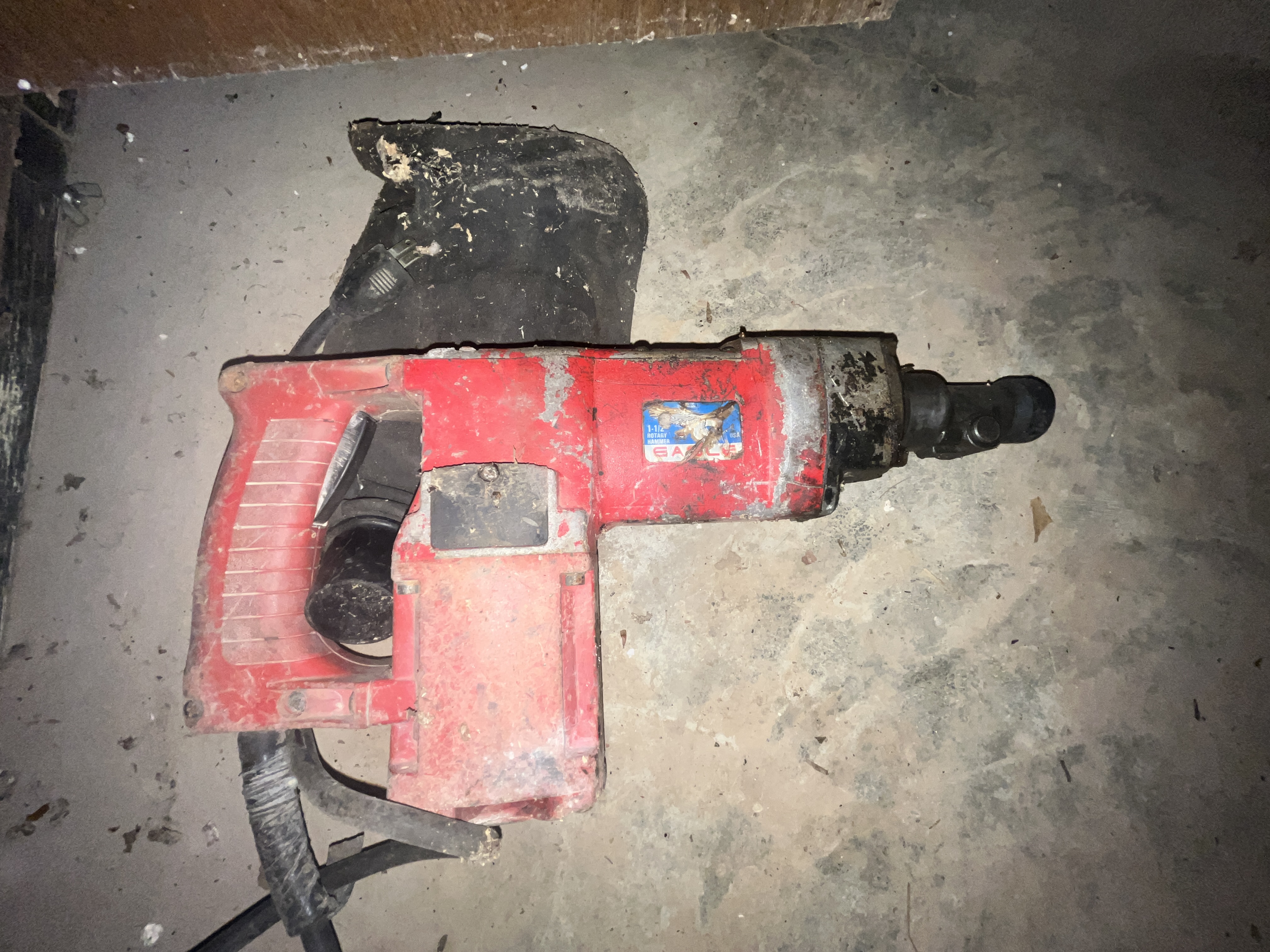 Moving Auction Image